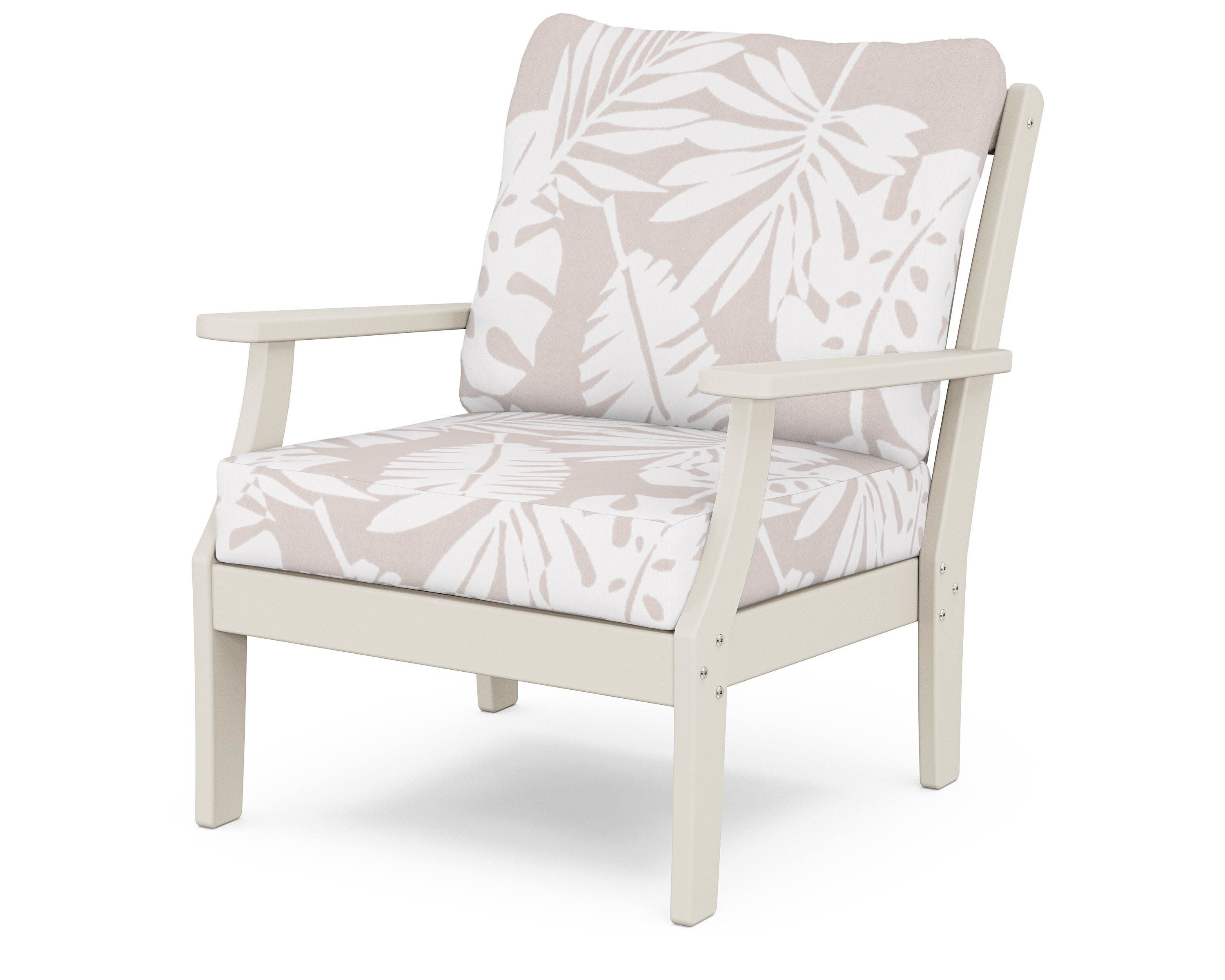 Yacht Club Deep Seating Chair in Sand Castle / Leaf Dune Burlap