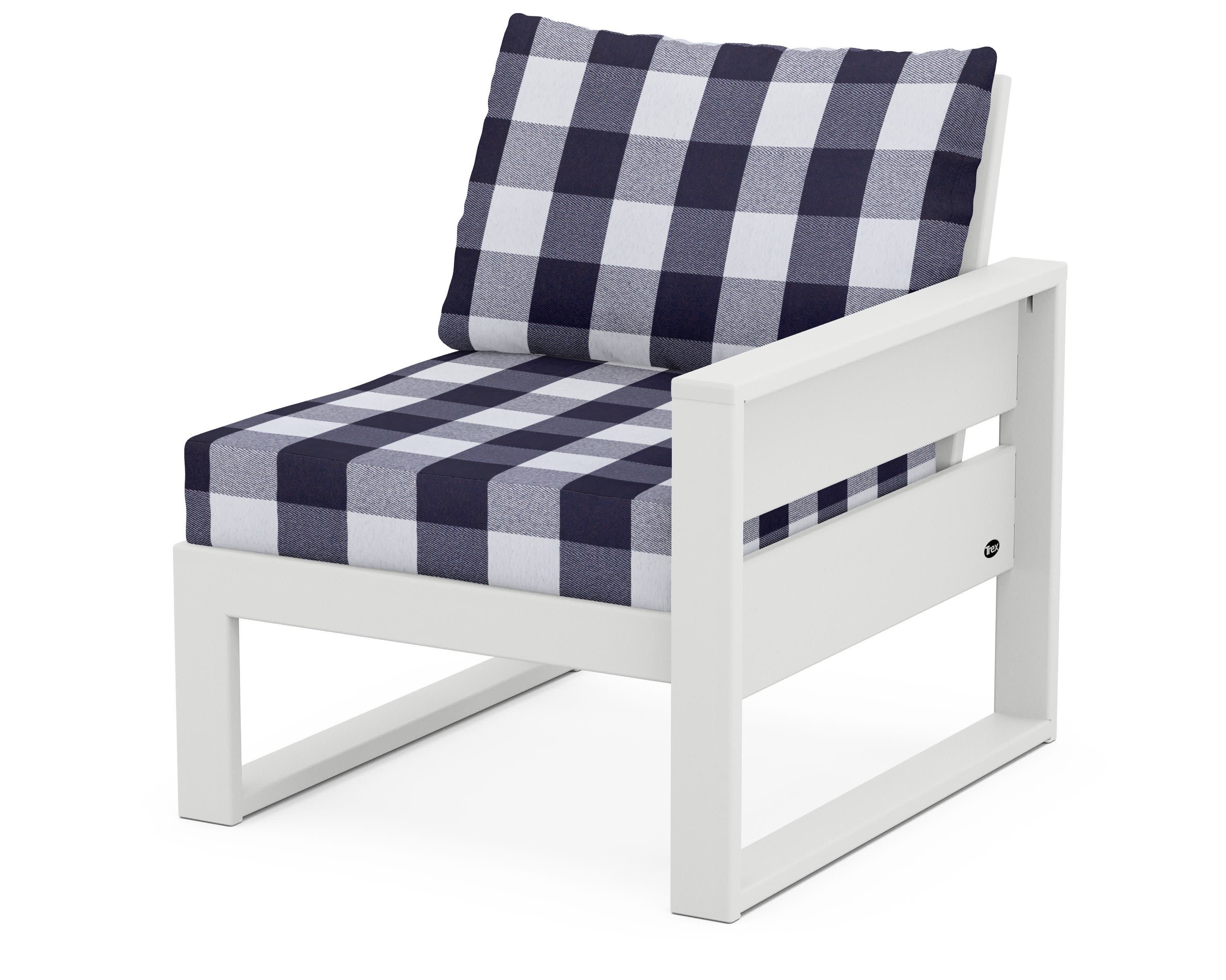 Eastport Modular Right Arm Chair in Classic White / Buffalo Plaid Navy