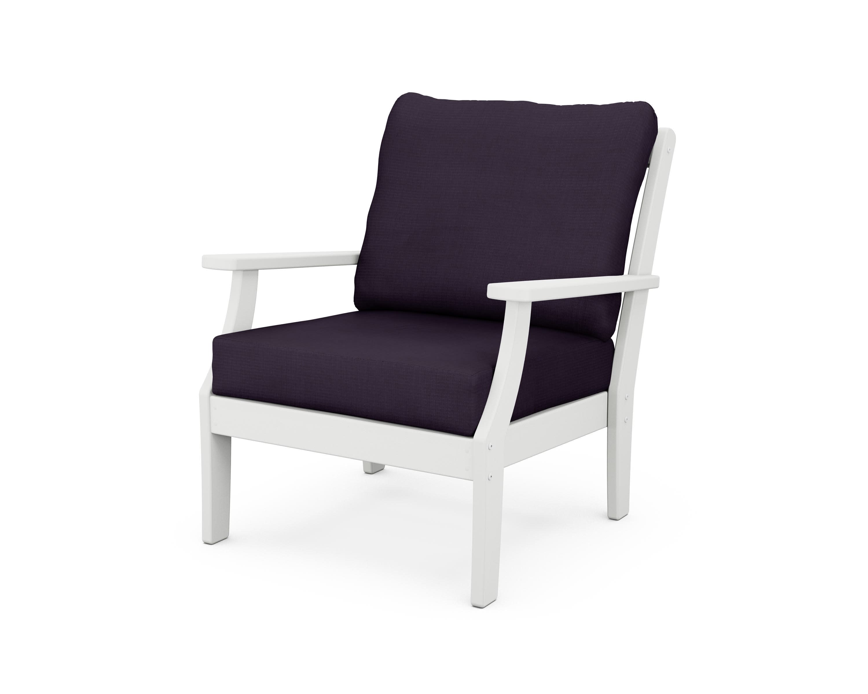 Yacht Club Deep Seating Chair in Classic White / Navy Linen