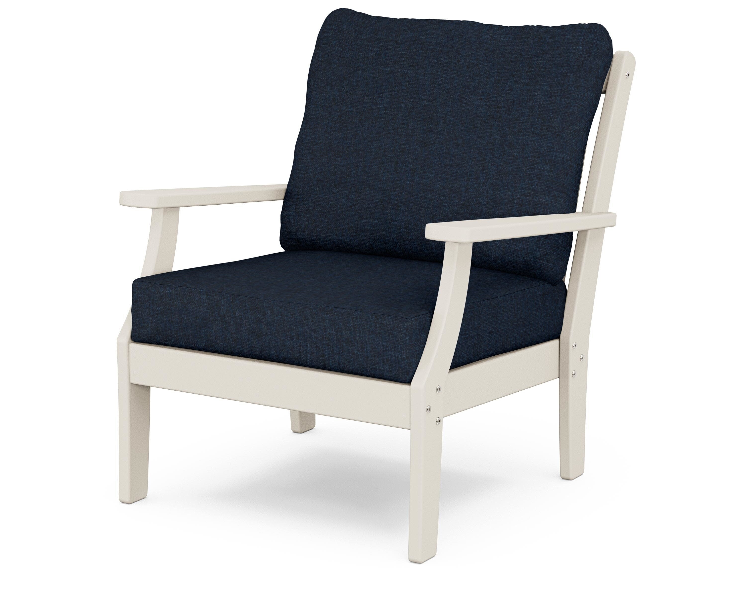Yacht Club Deep Seating Chair in Sand Castle / Marine Indigo