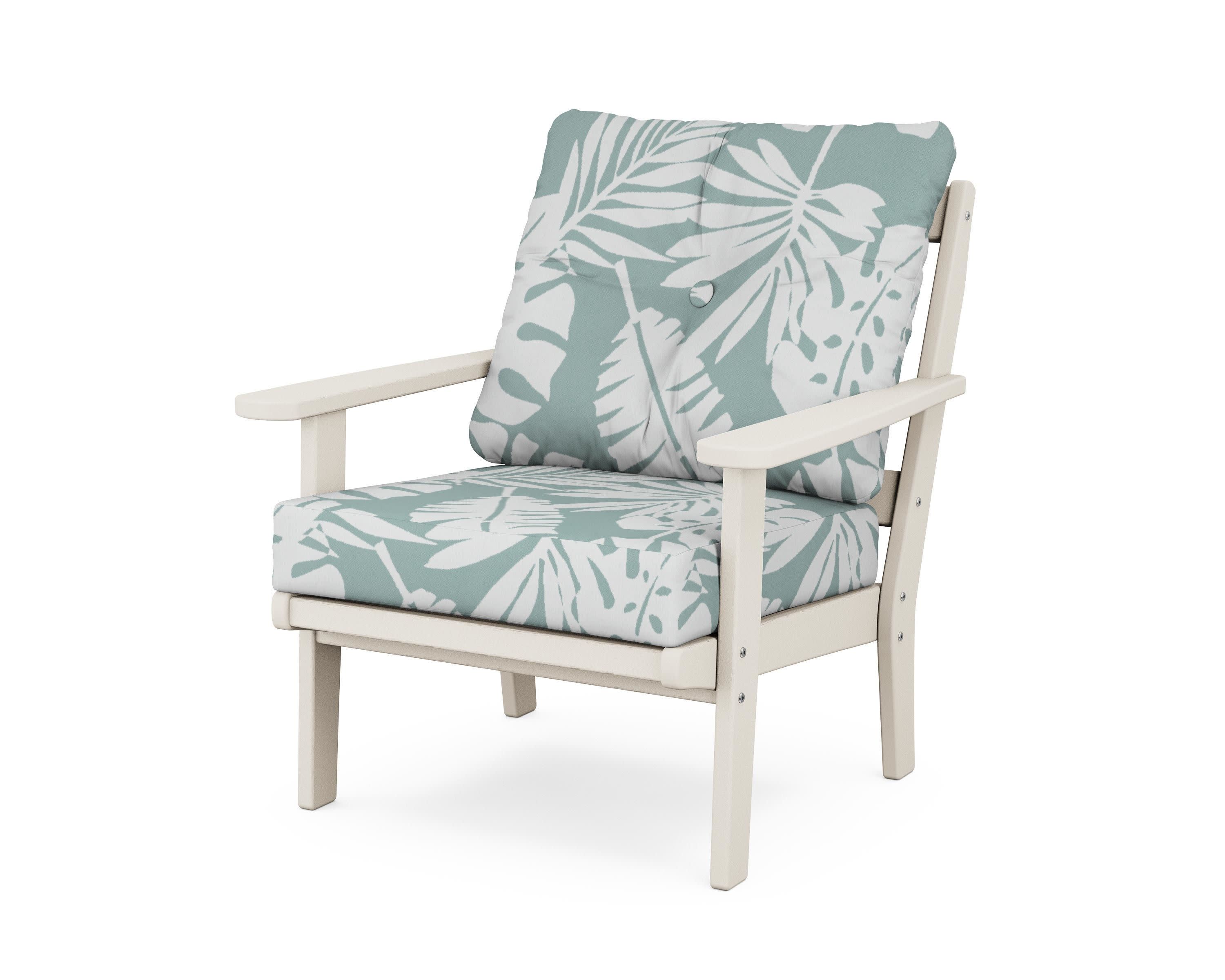 Cape Cod Deep Seating Chair in Sand Castle / Leaf Glacier Spa