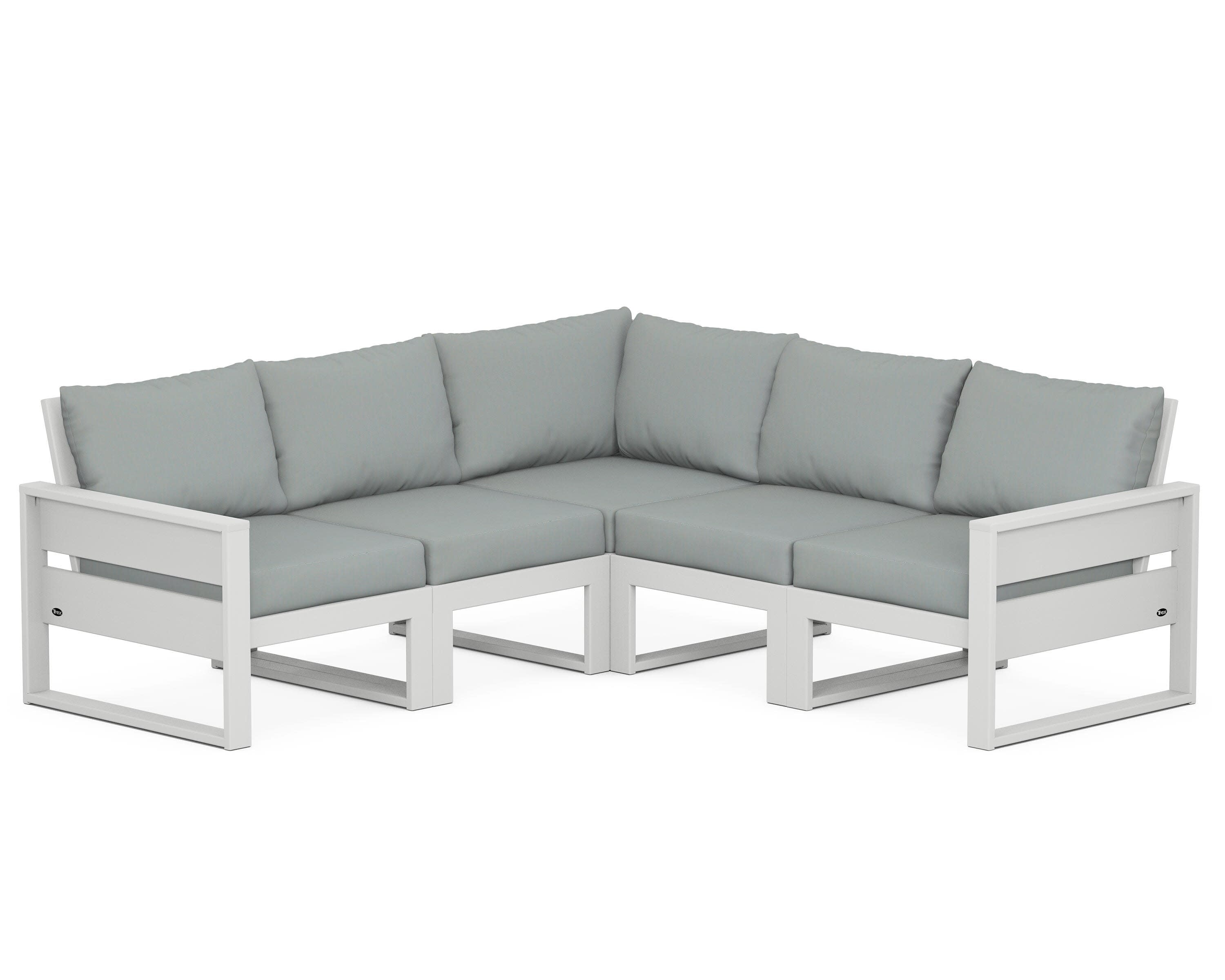 Eastport 5-Piece Sectional in Classic White / Spa