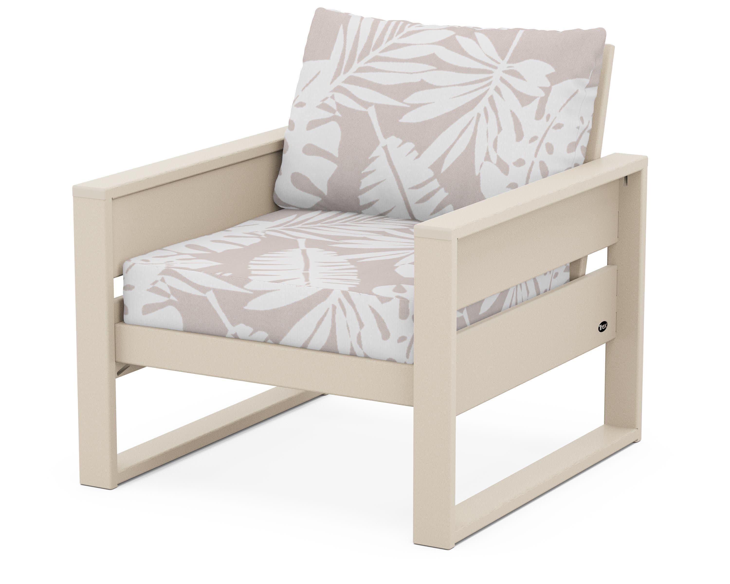 Eastport Club Chair in Sand Castle / Leaf Dune Burlap