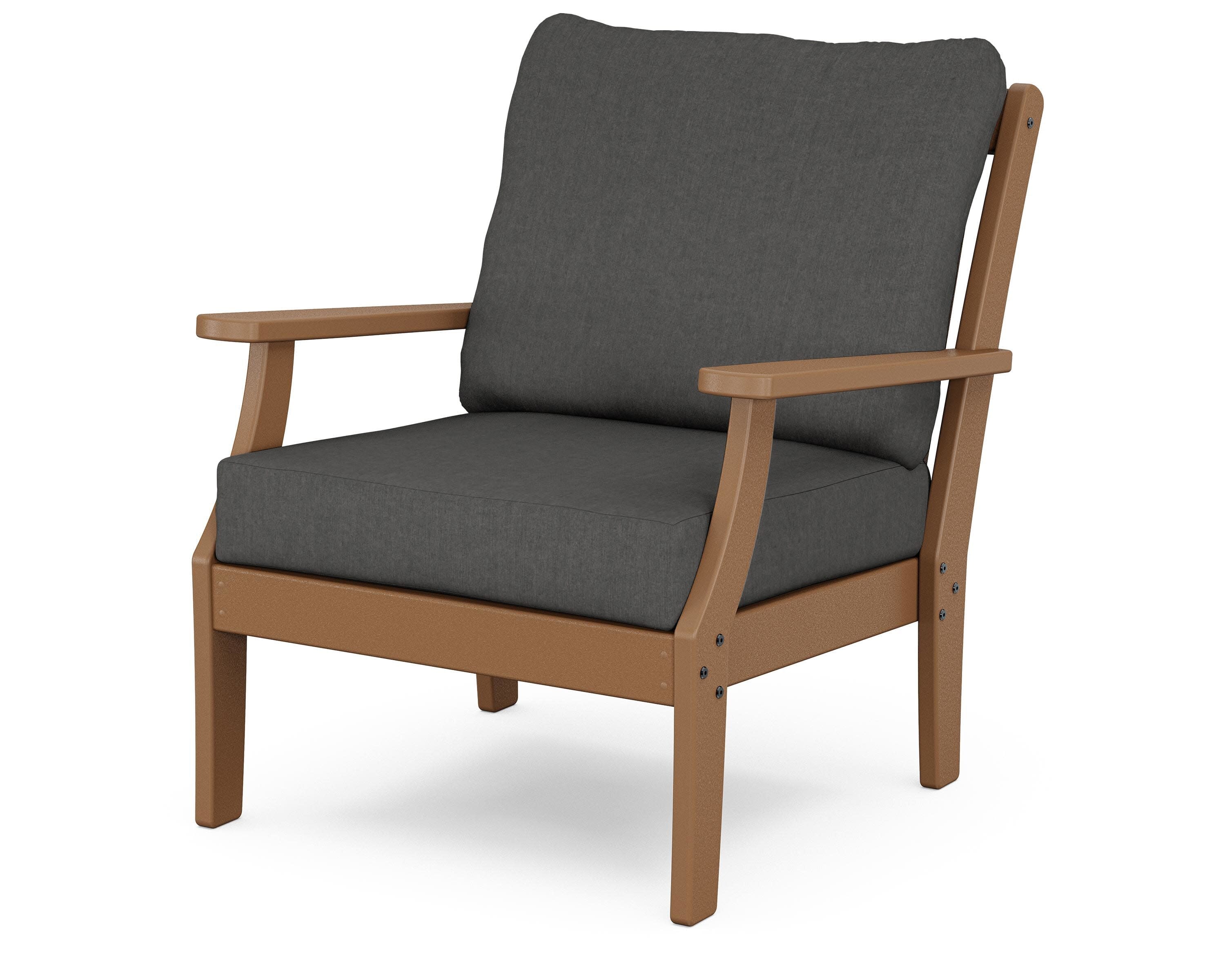 Yacht Club Deep Seating Chair in Tree House / Spectrum Carbon