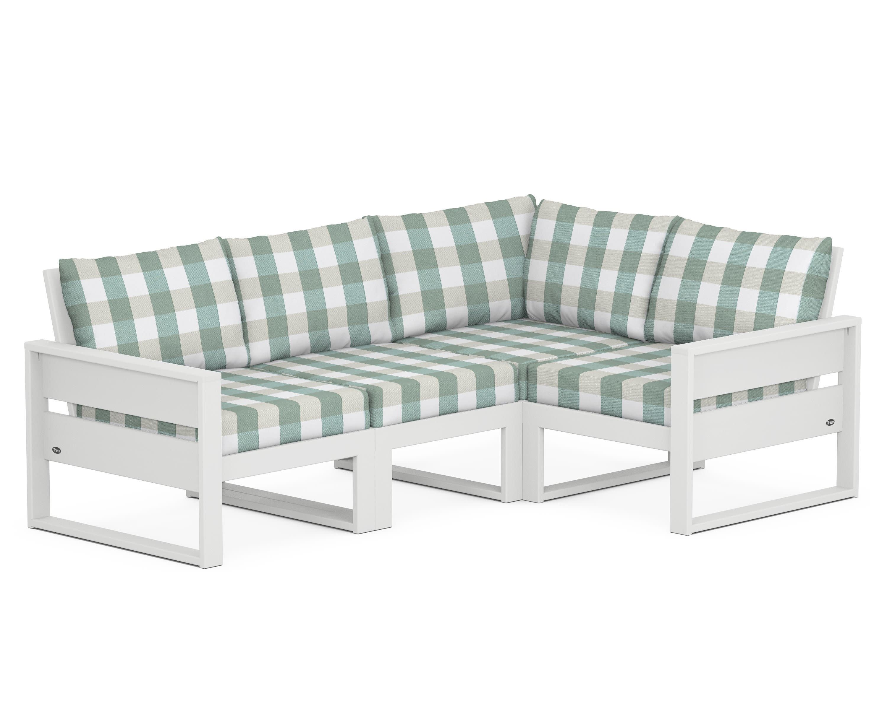 Eastport 4- Piece Sectional in Classic White / Buffalo Plaid Glacier Spa