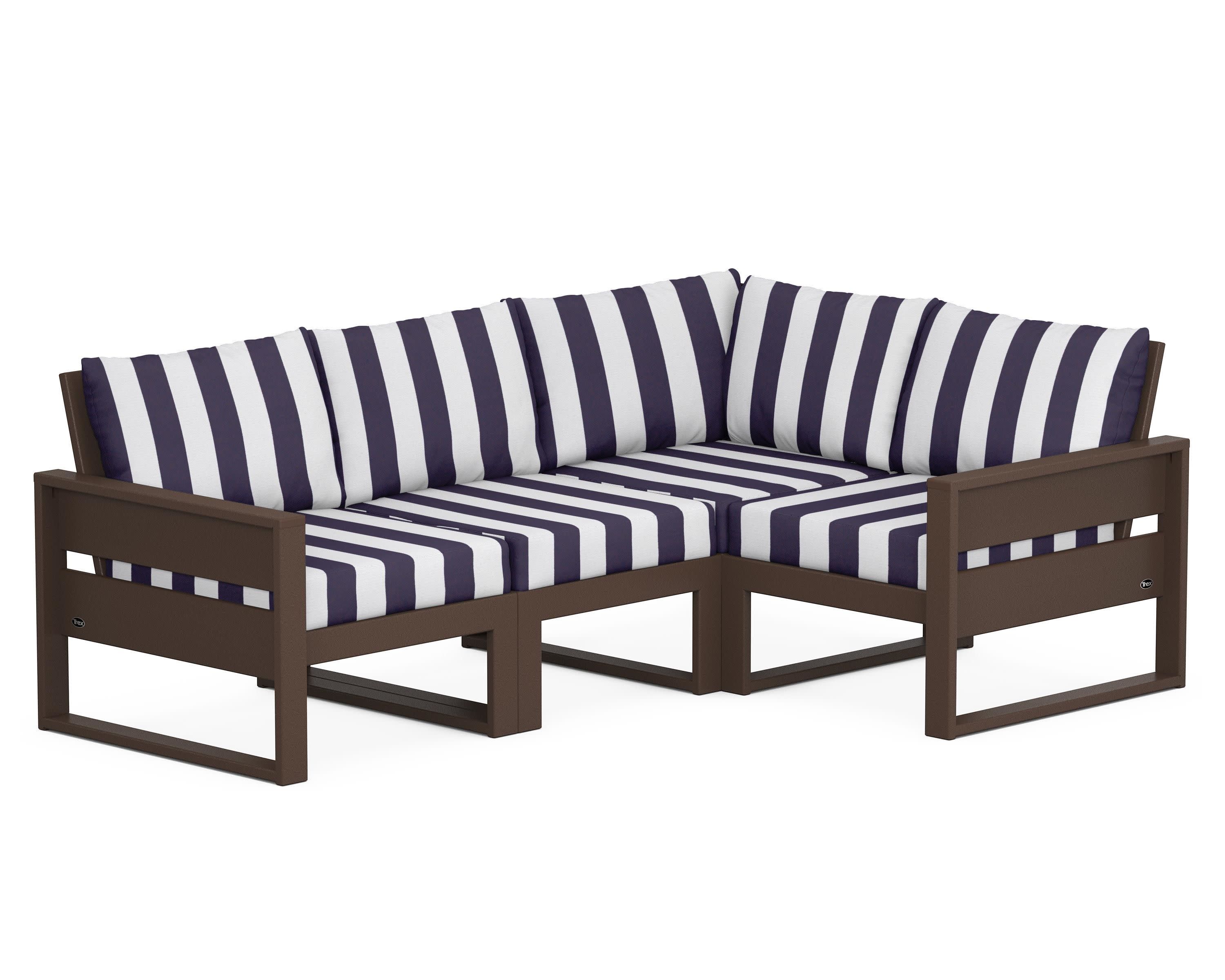 Eastport 4- Piece Sectional in Vintage Lantern / Cabana Stripe Navy