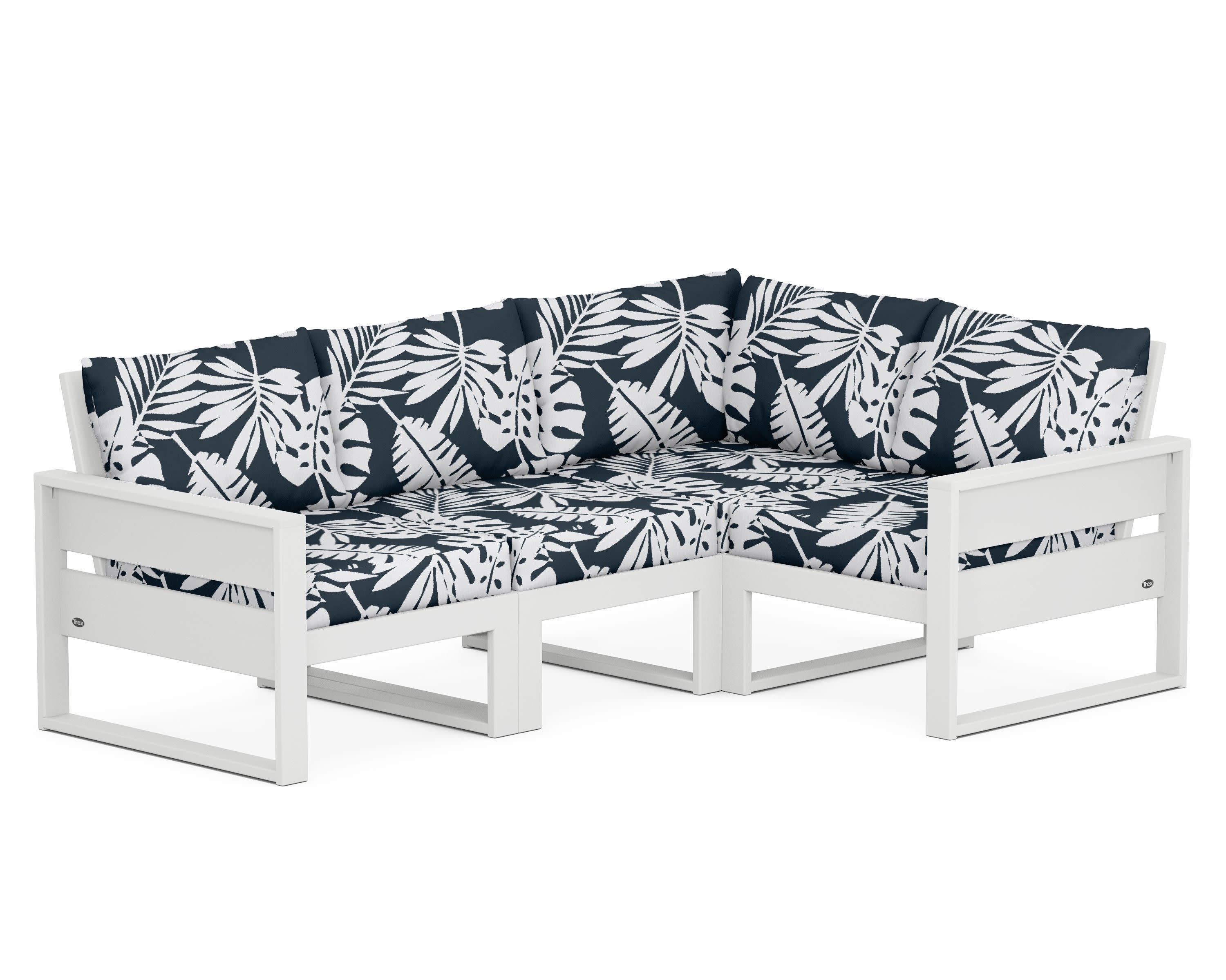 Eastport 4- Piece Sectional in Classic White / Leaf Marine Indigo