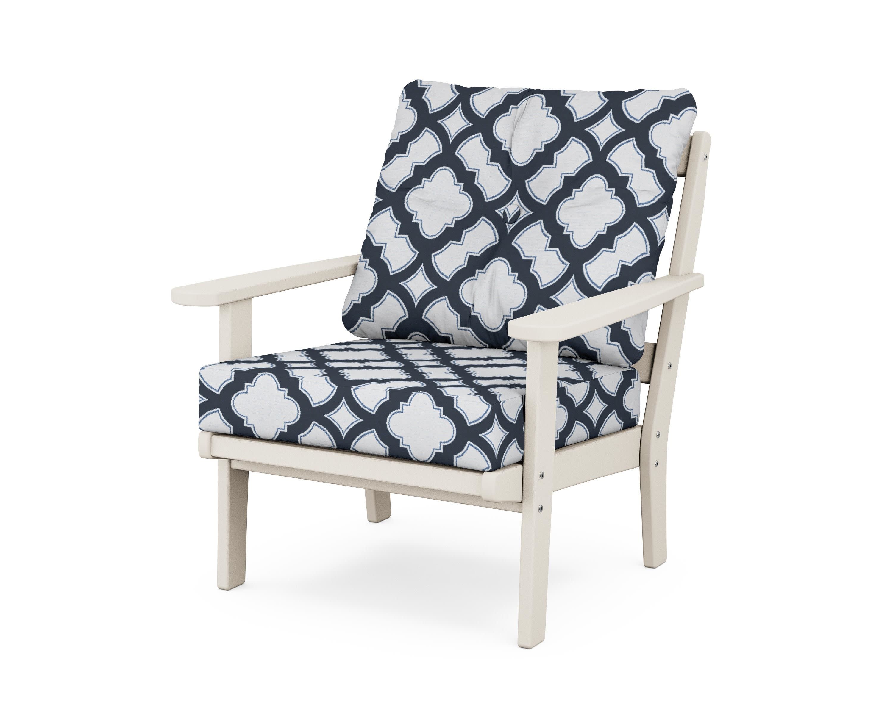 Cape Cod Deep Seating Chair in Sand Castle / Trellis Marine Indigo