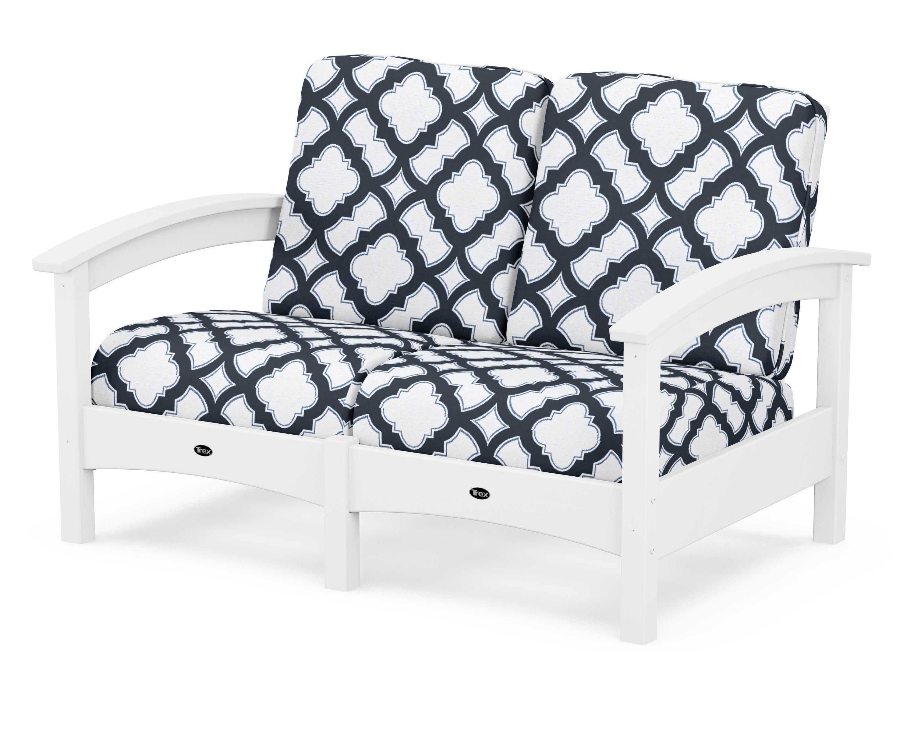 Rockport Club Loveseat in Classic White / Trellis Marine Indigo