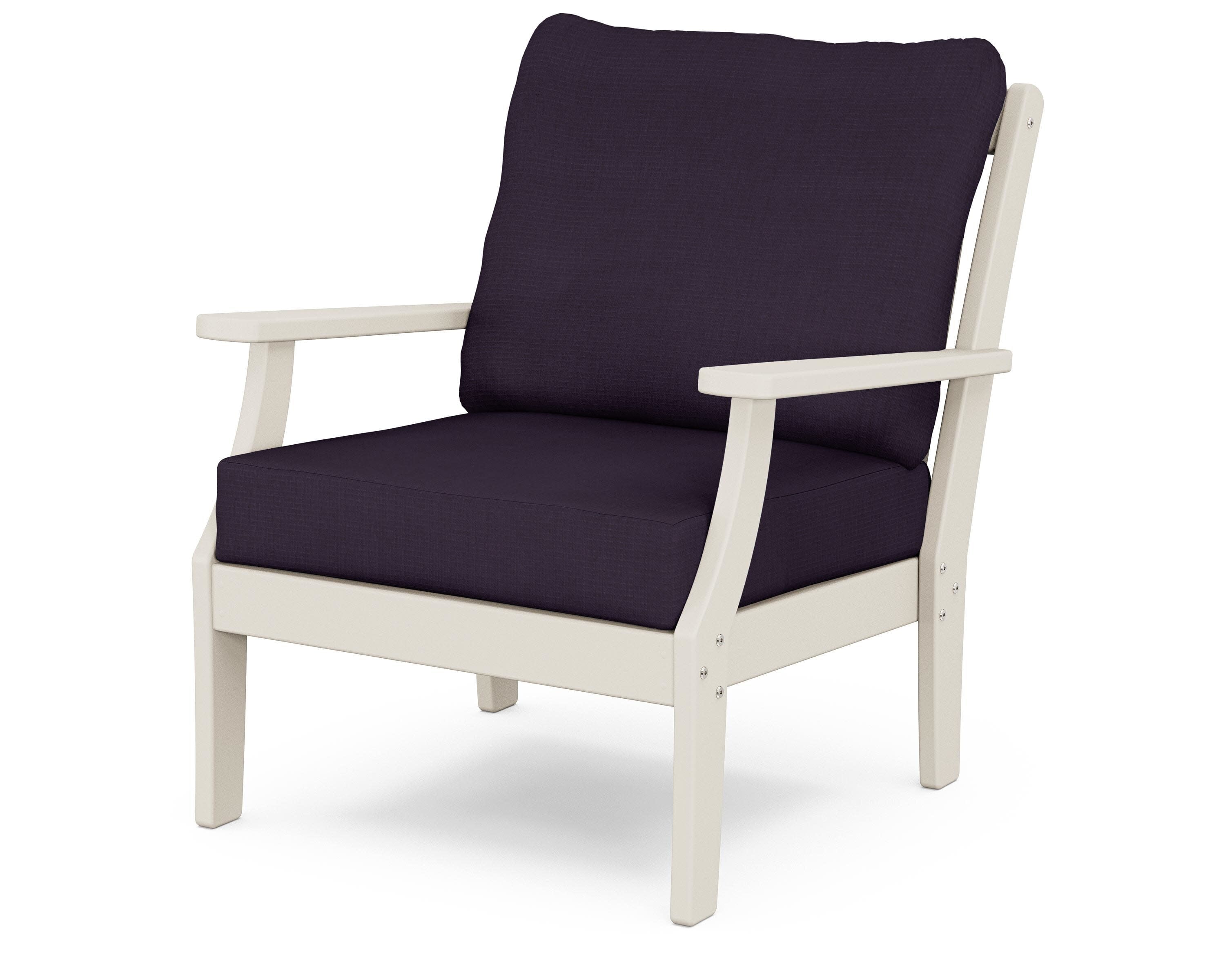 Yacht Club Deep Seating Chair in Sand Castle / Navy Linen