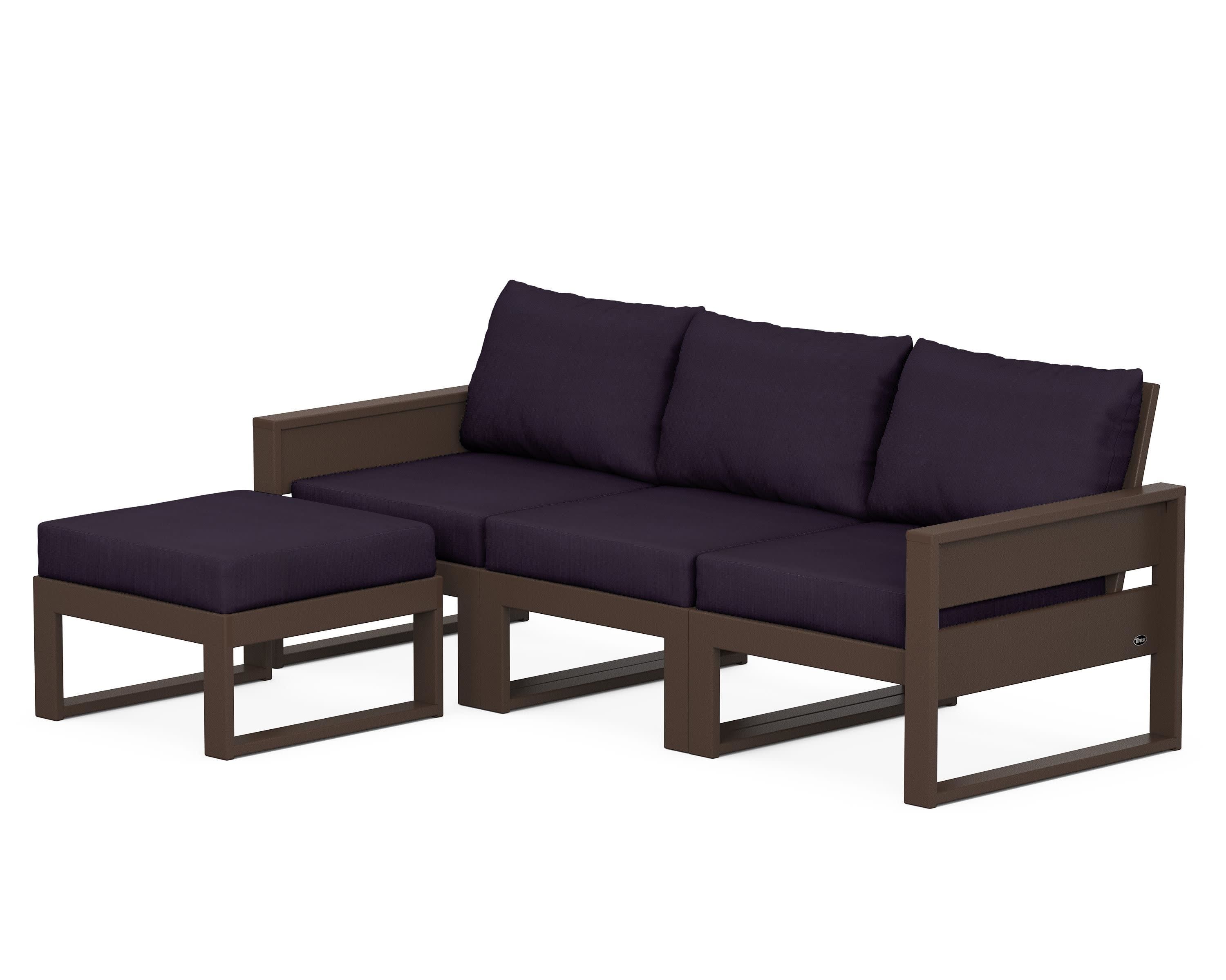 Eastport 4- Piece Sectional with Ottoman in Vintage Lantern / Navy Linen