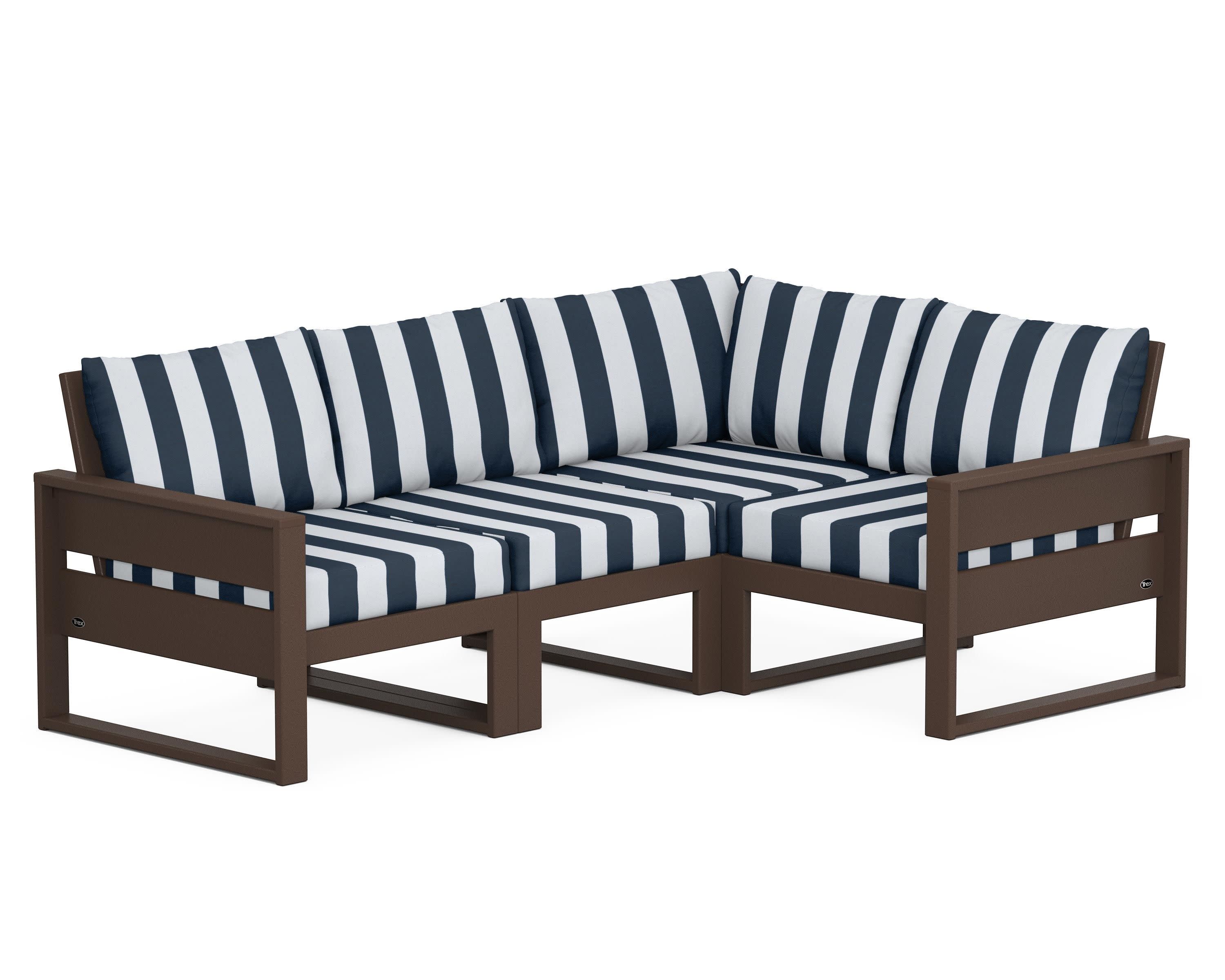 Eastport 4- Piece Sectional in Vintage Lantern / Cabana Stripe Marine Indigo