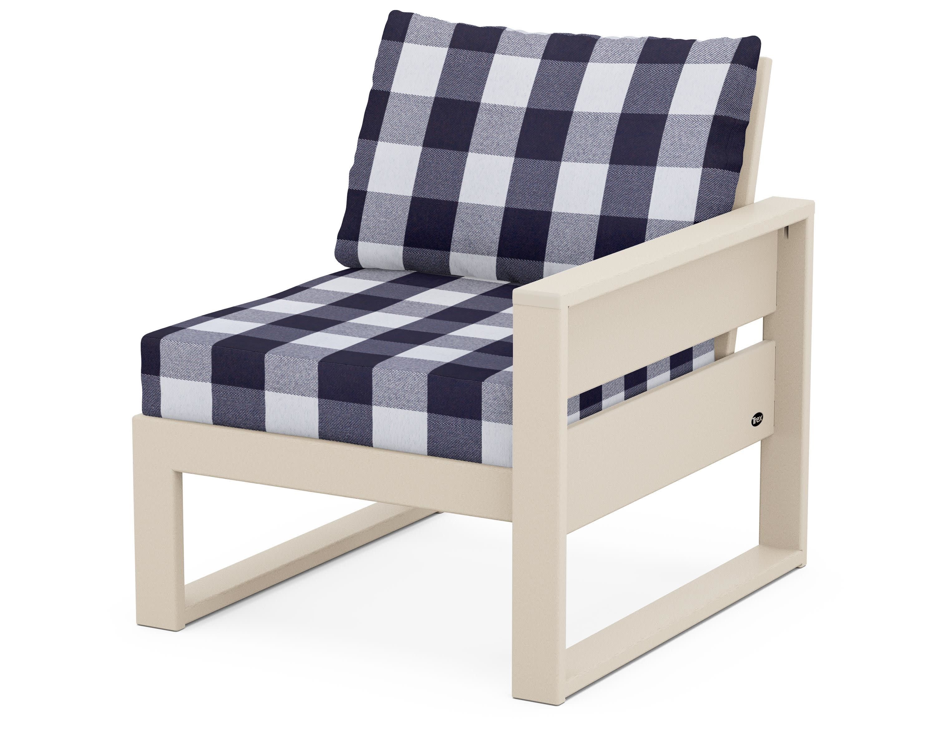 Eastport Modular Right Arm Chair in Sand Castle / Buffalo Plaid Navy