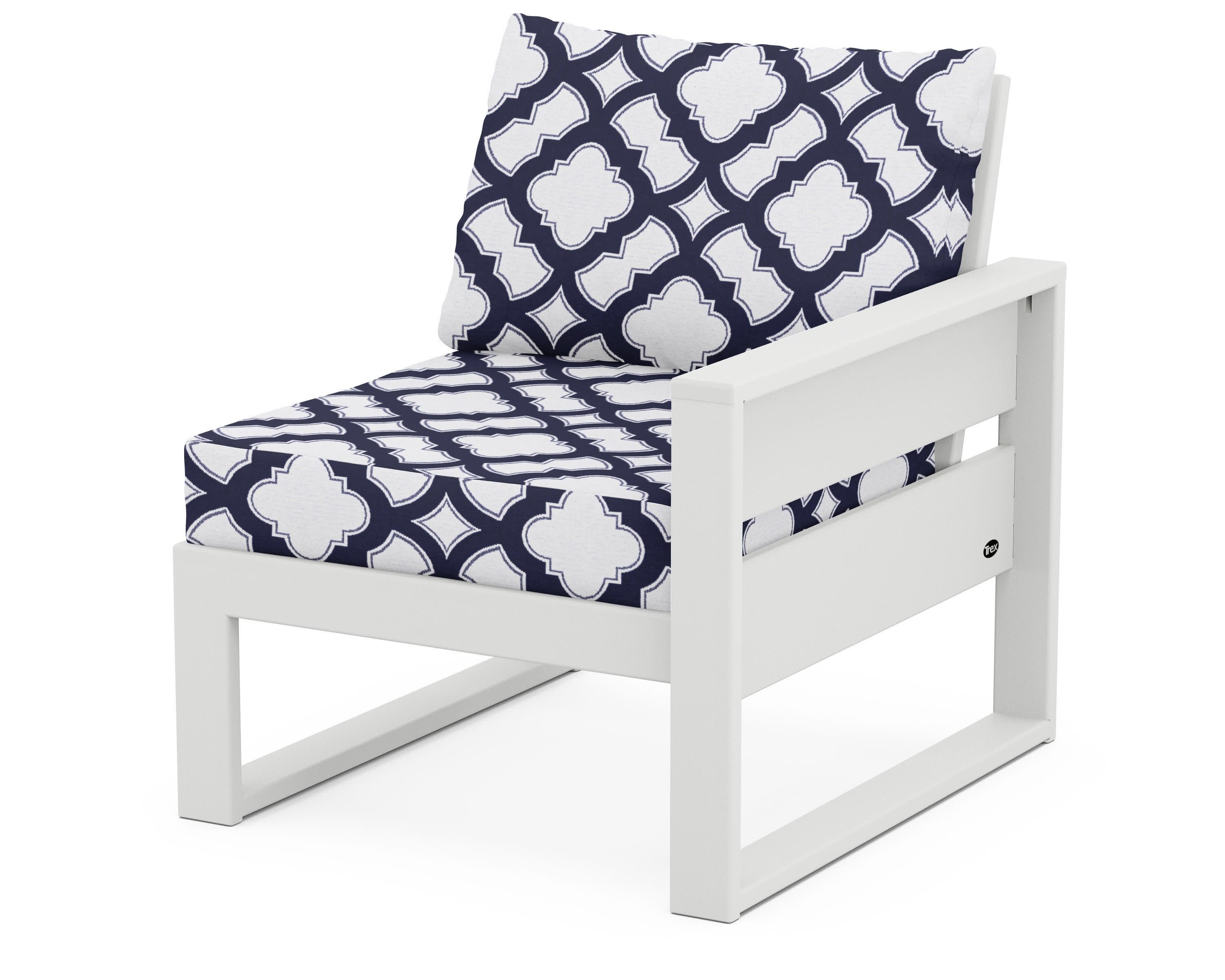 Eastport Modular Right Arm Chair in Classic White / Trellis Navy