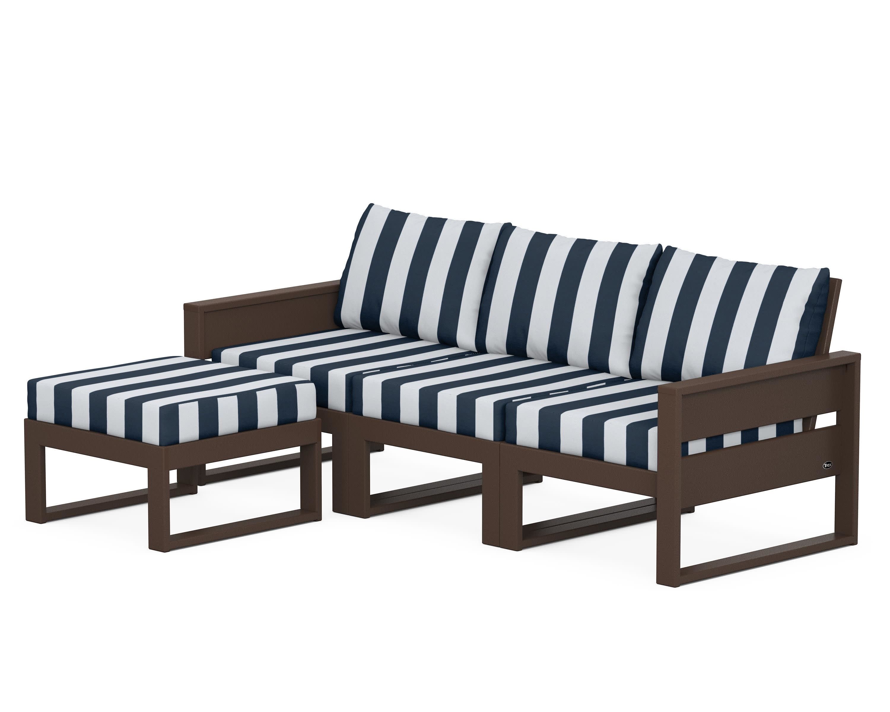 Eastport 4- Piece Sectional with Ottoman in Vintage Lantern / Cabana Stripe Marine Indigo