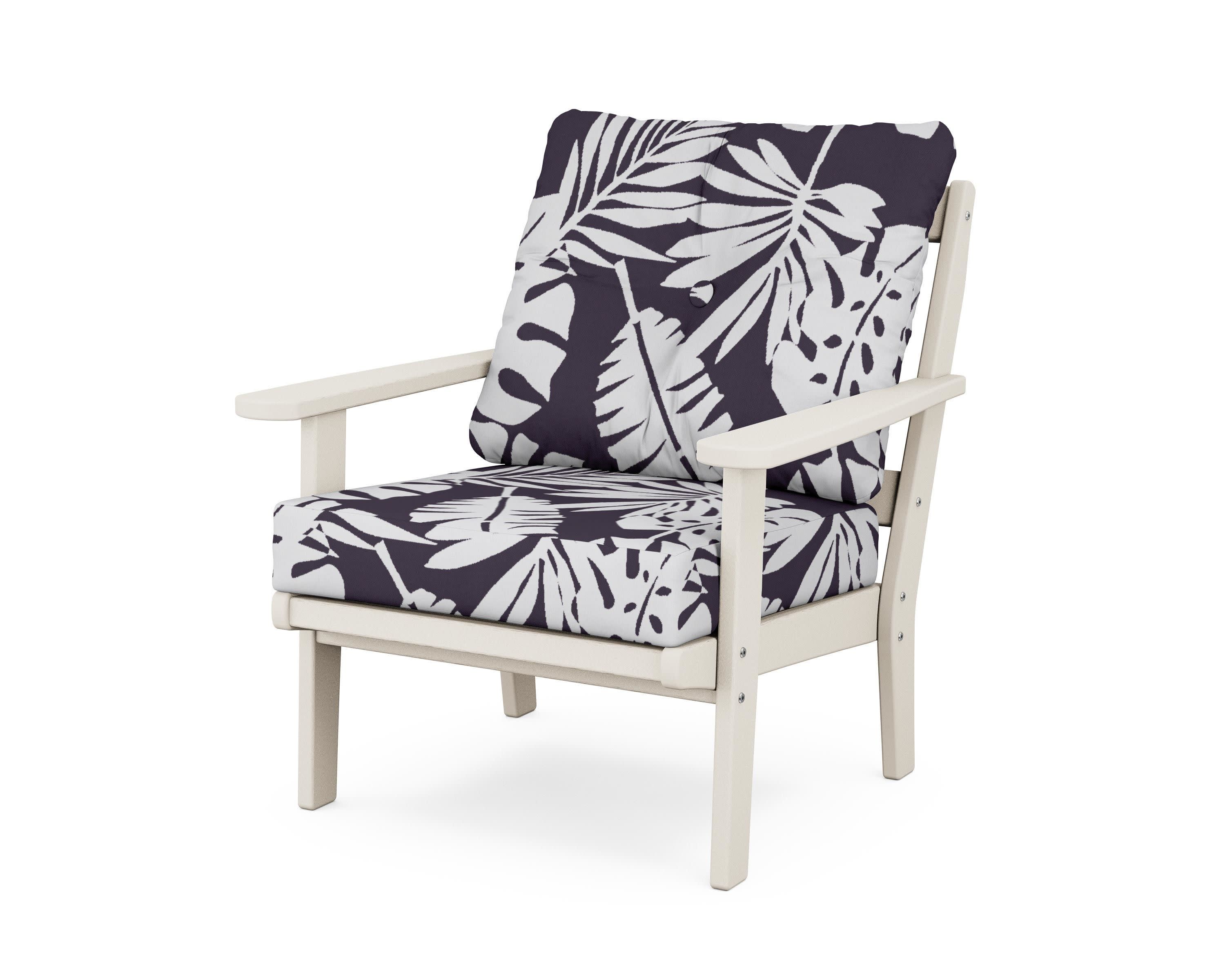 Cape Cod Deep Seating Chair in Sand Castle / Leaf Navy