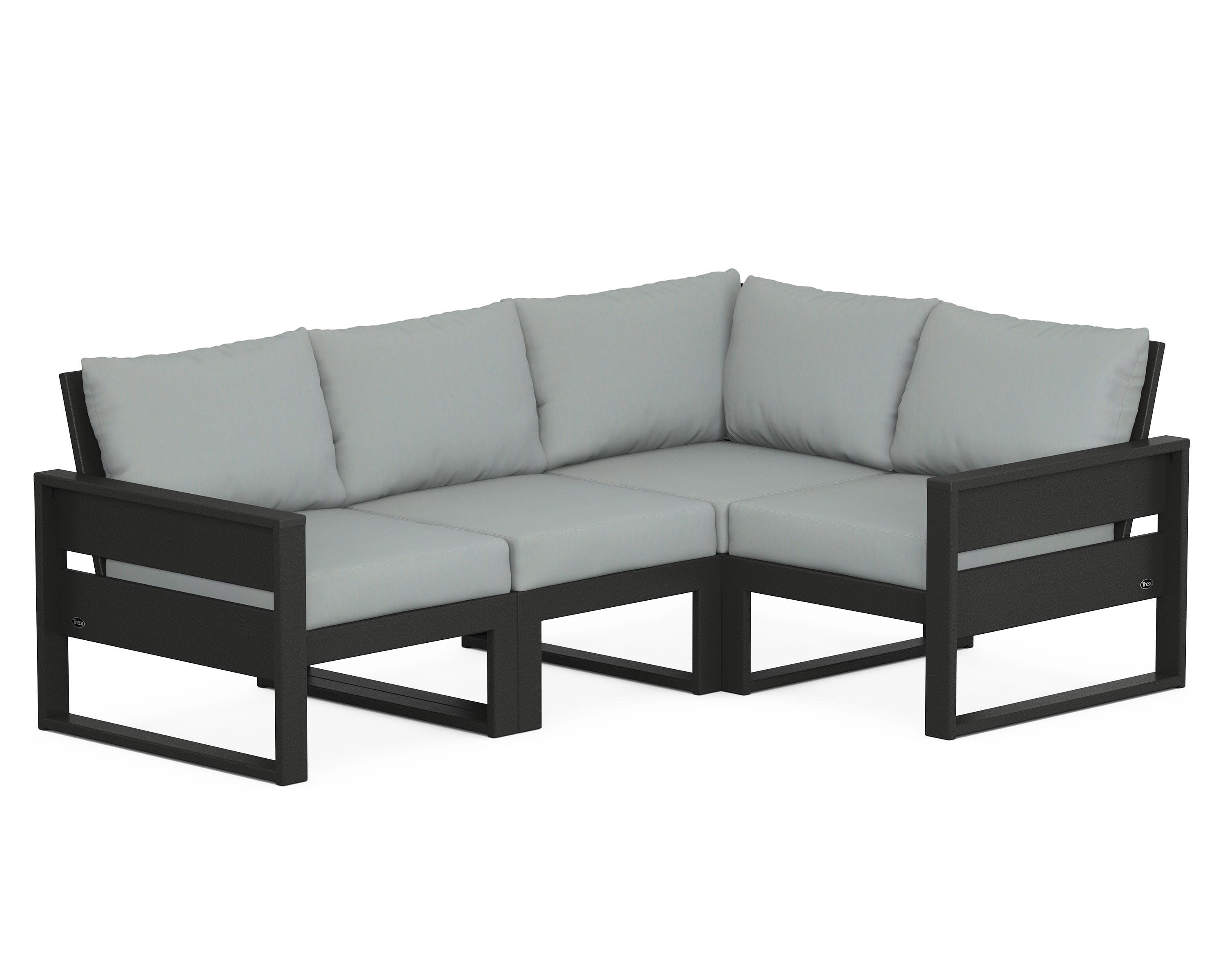 Eastport 4- Piece Sectional in Charcoal Black / Spa