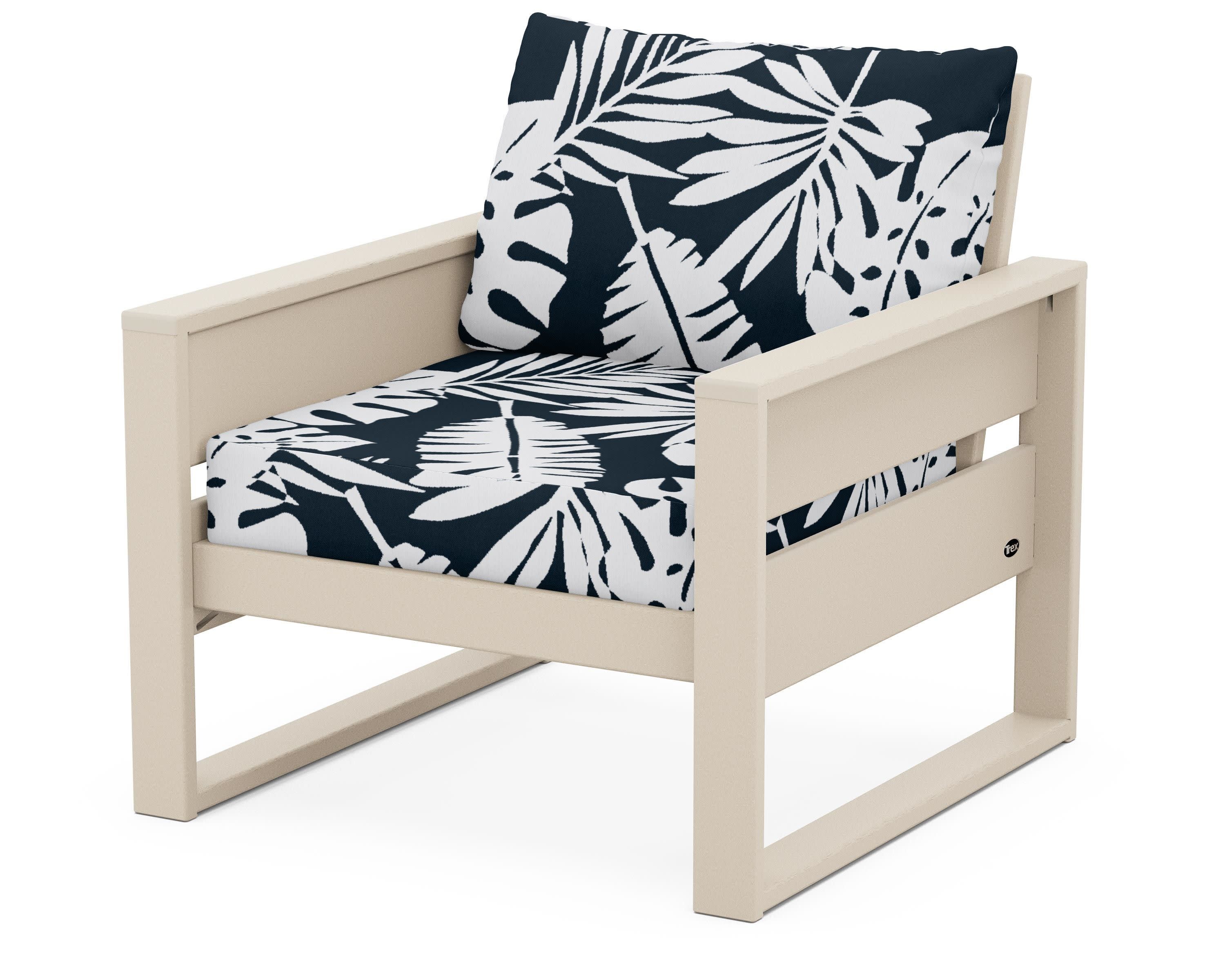 Eastport Club Chair in Sand Castle / Leaf Marine Indigo