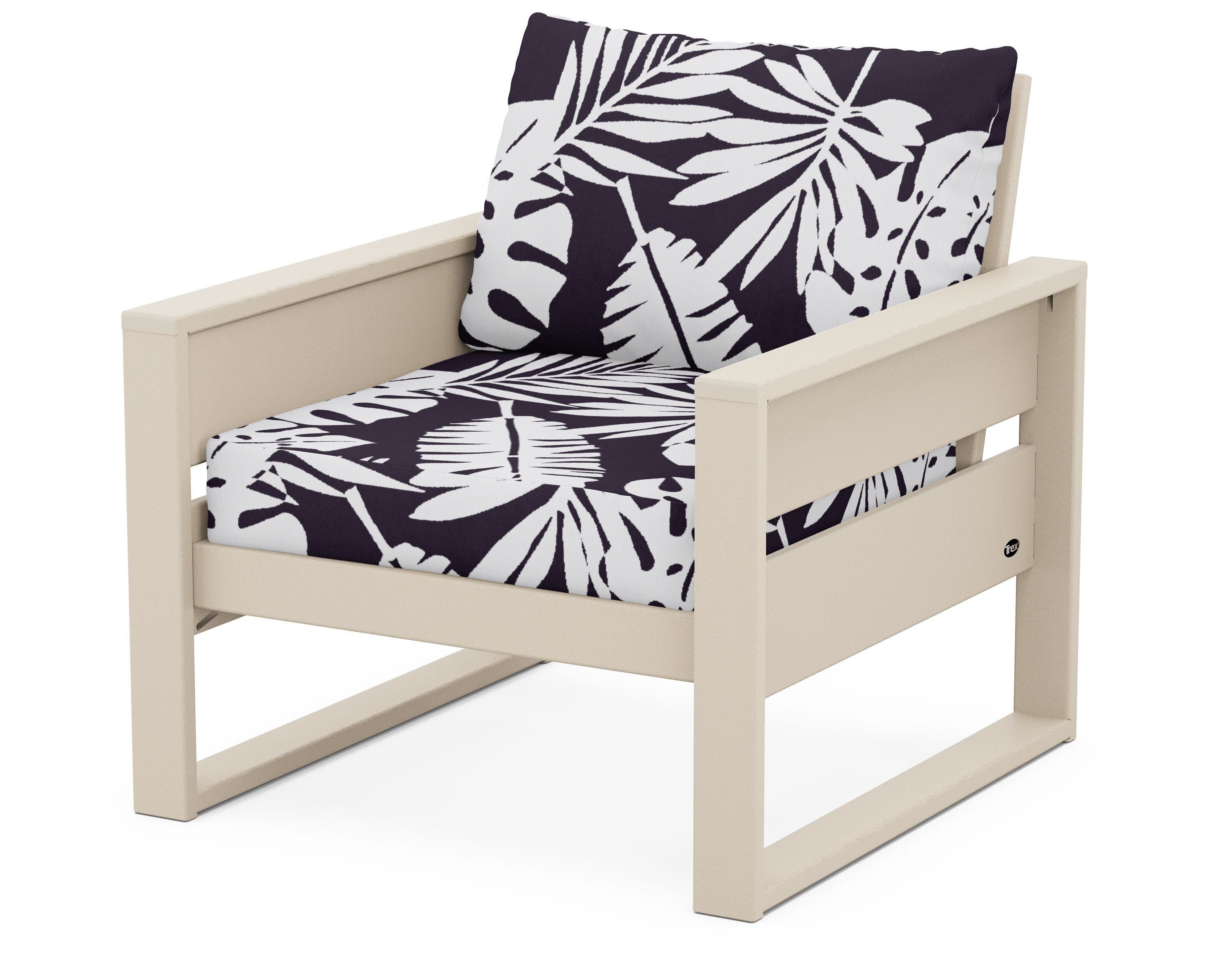 Eastport Club Chair in Sand Castle / Leaf Navy