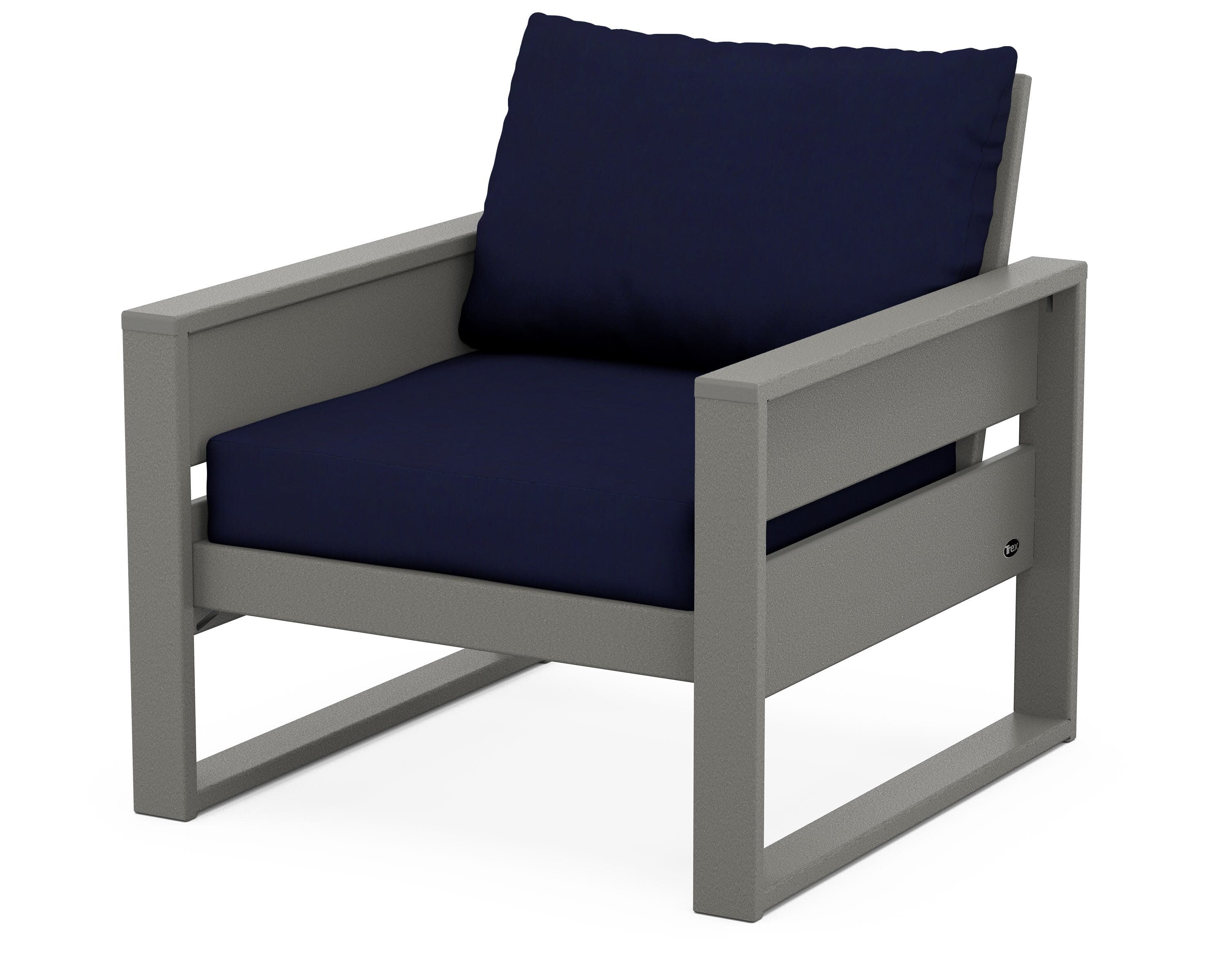 Eastport Club Chair in Stepping Stone / Navy