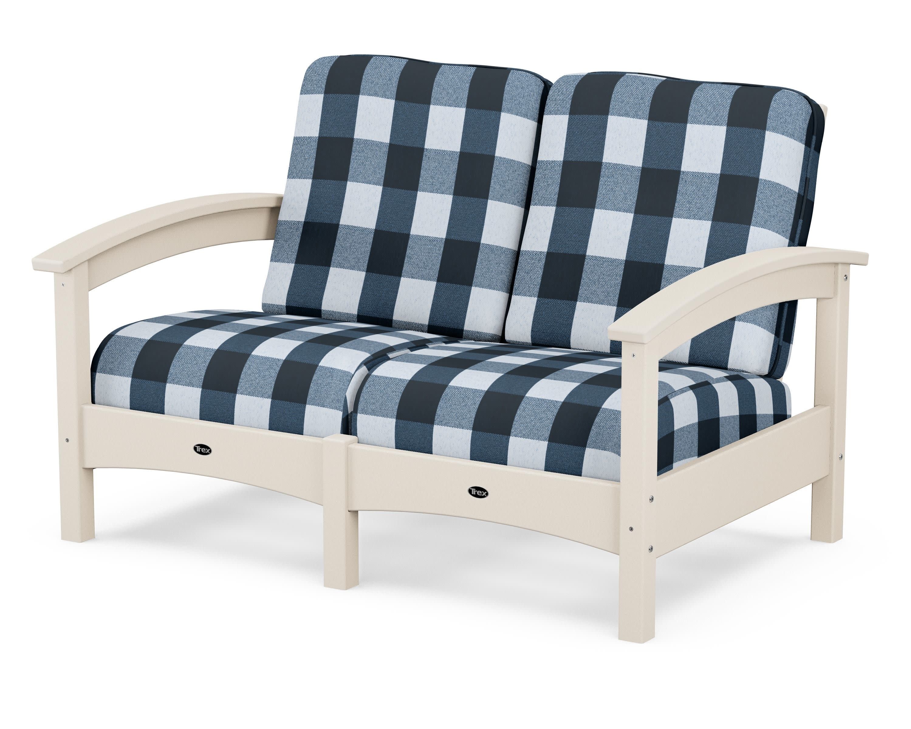 Rockport Club Loveseat in Sand Castle / Buffalo Plaid Marine Indigo