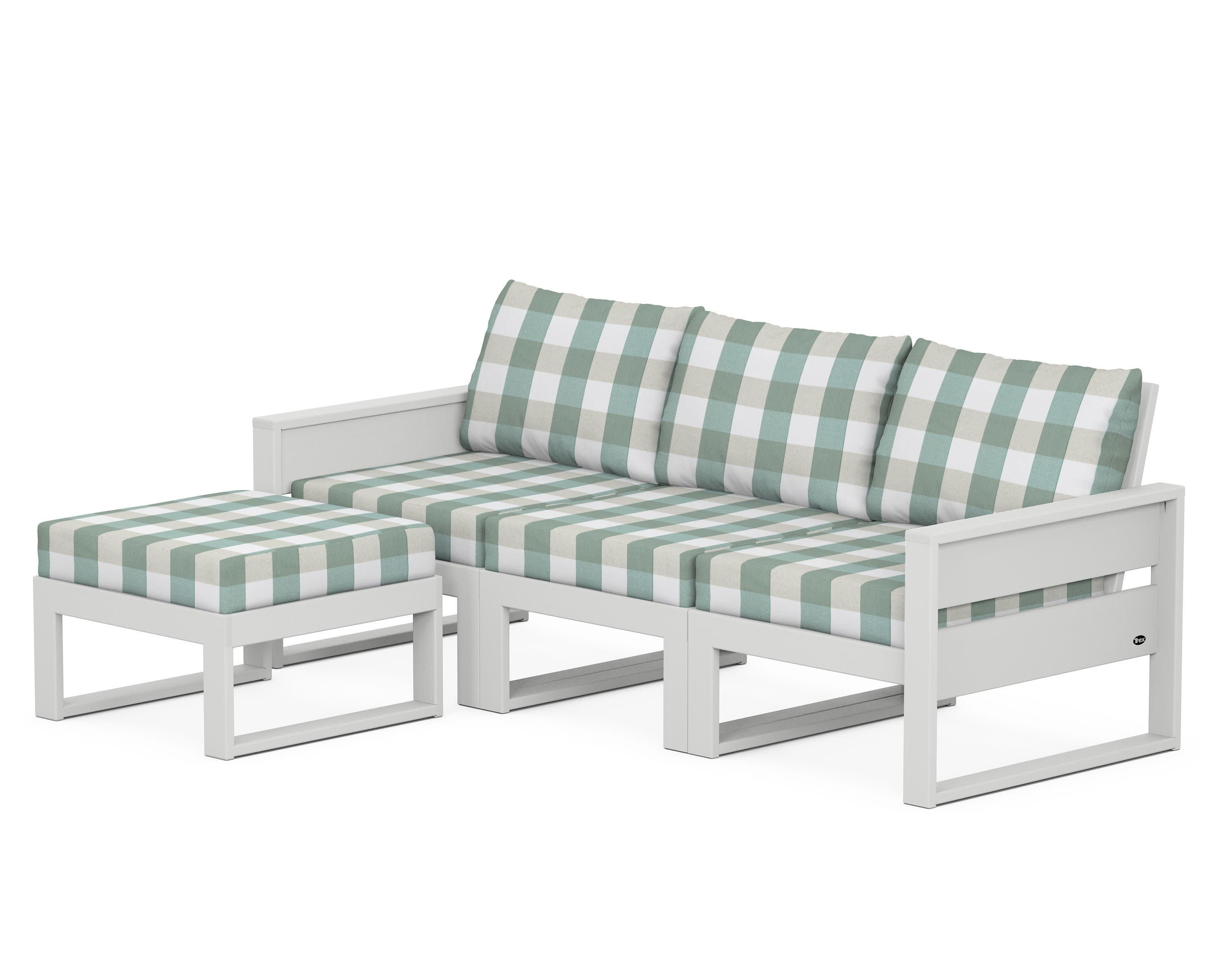 Eastport 4- Piece Sectional with Ottoman in Classic White / Buffalo Plaid Glacier Spa