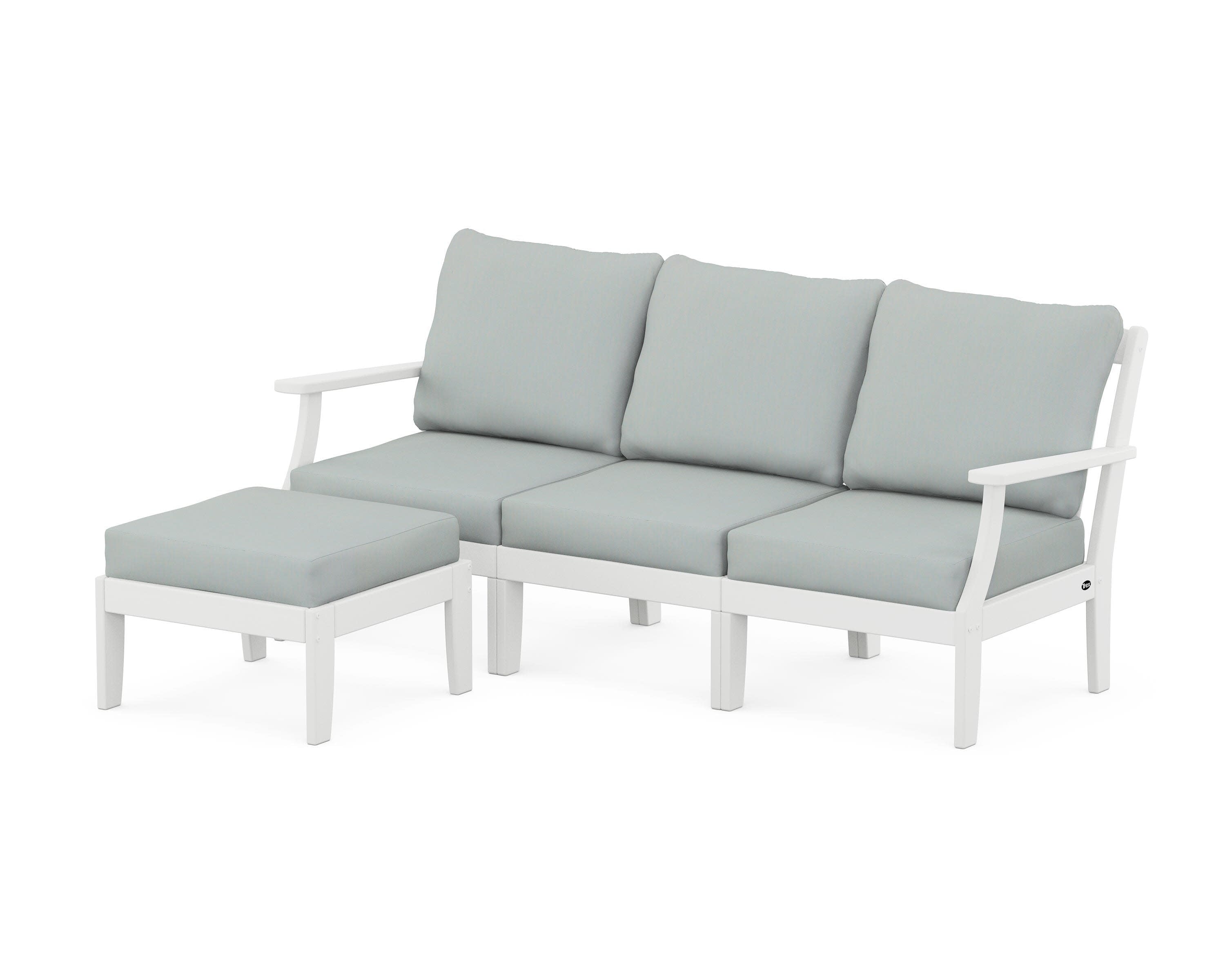 Yacht Club Modular 4-Piece Deep Seating Set with Ottoman in Classic White / Spa