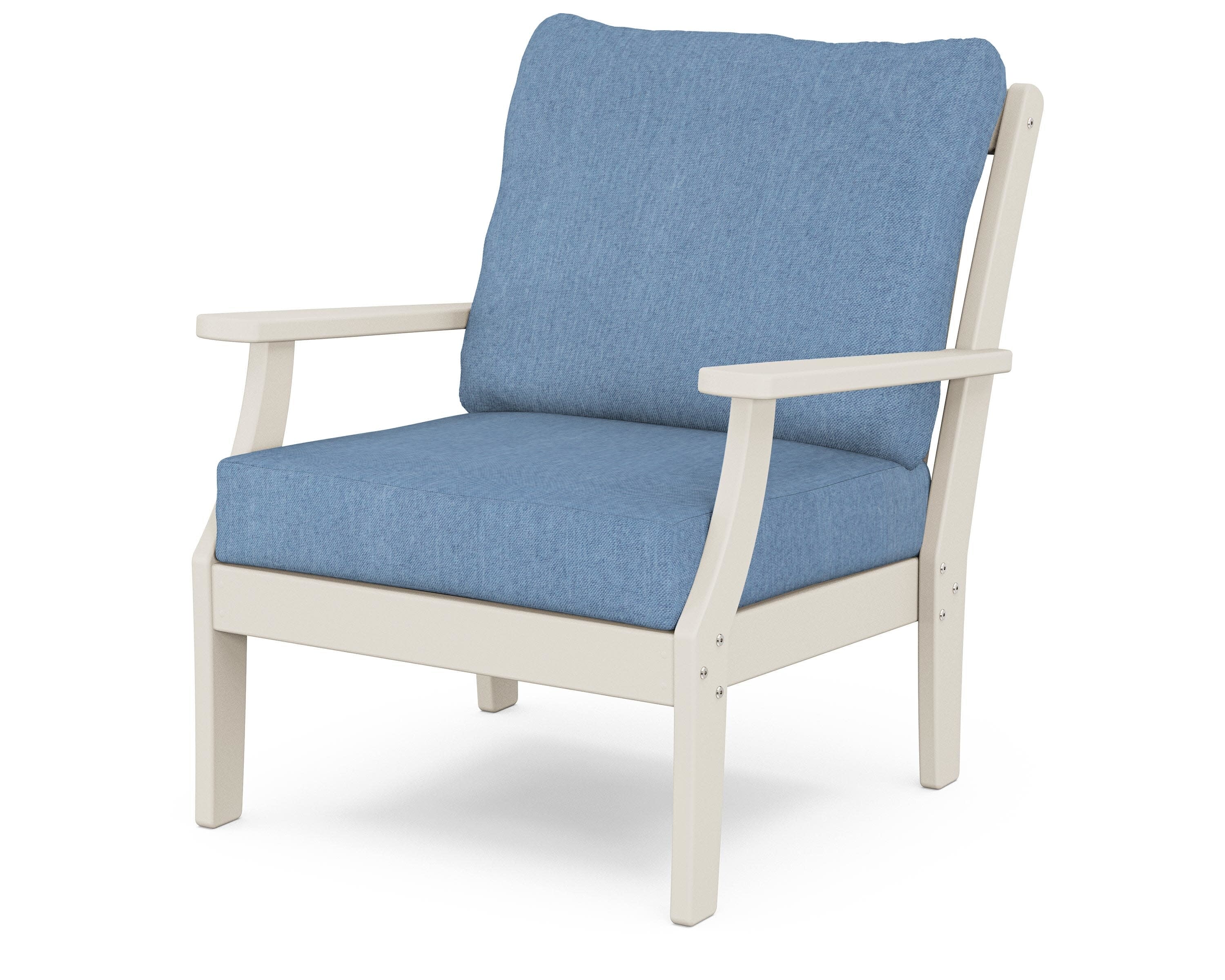 Yacht Club Deep Seating Chair in Sand Castle / Sky Blue