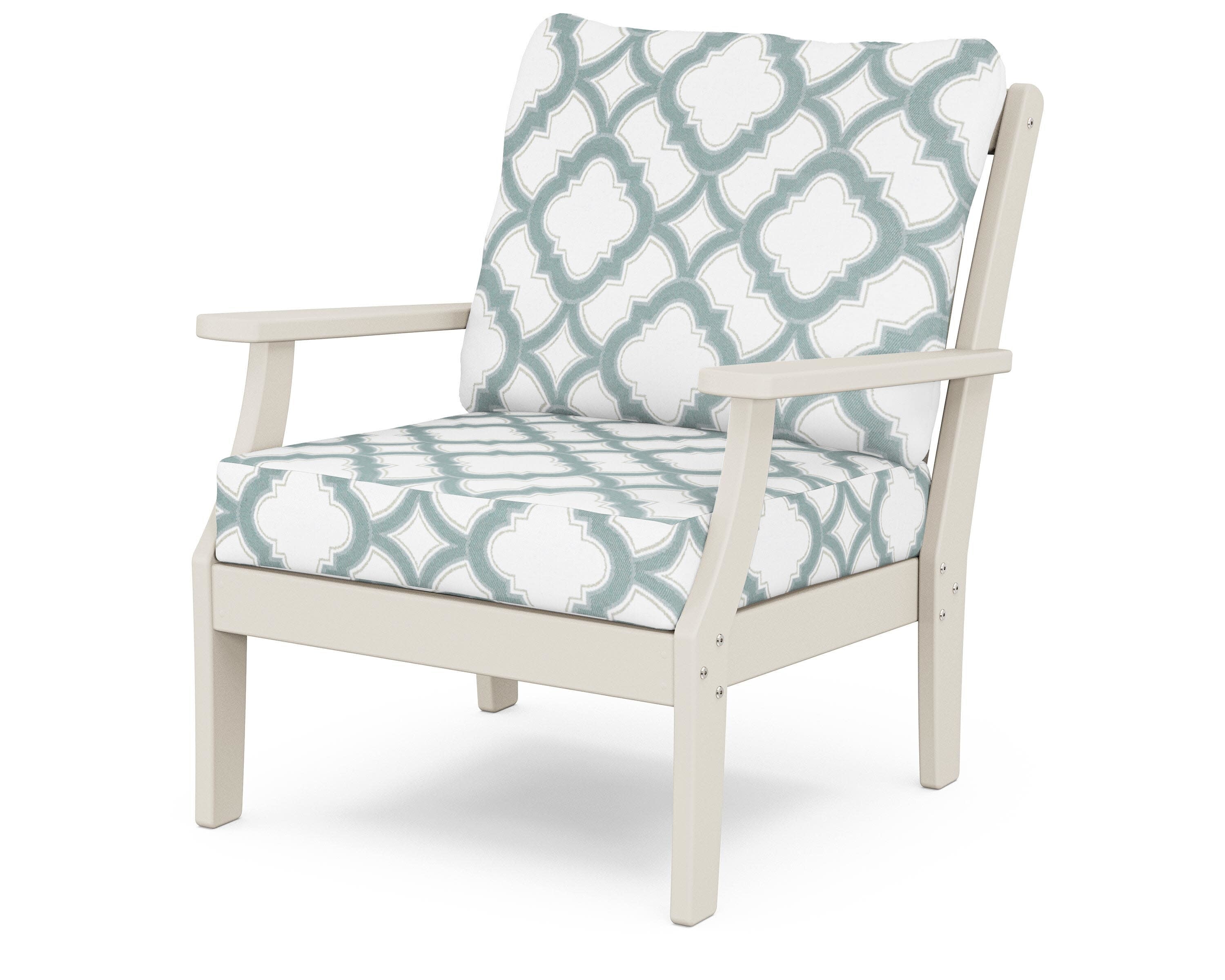 Yacht Club Deep Seating Chair in Sand Castle / Trellis Glacier Spa