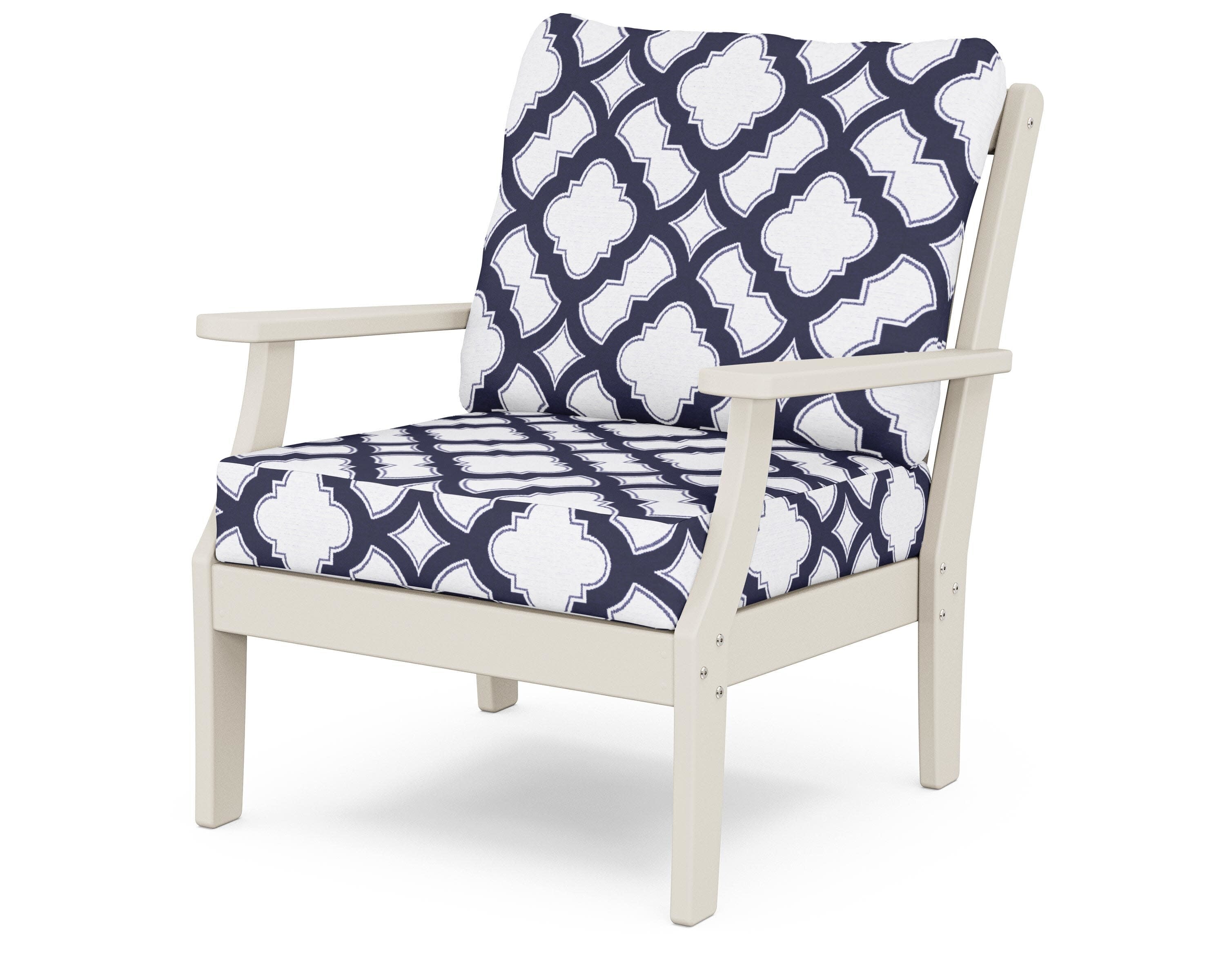 Yacht Club Deep Seating Chair in Sand Castle / Trellis Navy