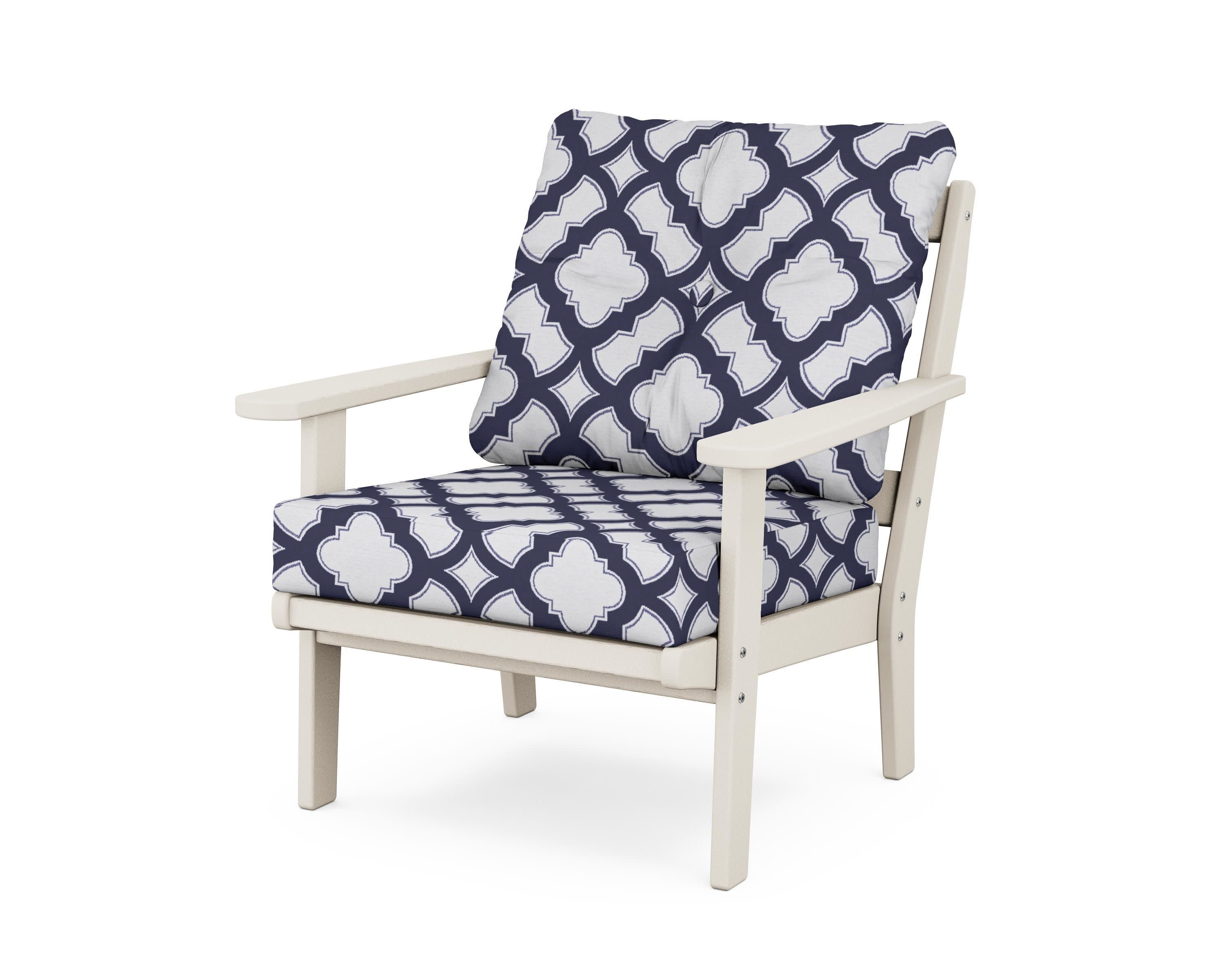Cape Cod Deep Seating Chair in Sand Castle / Trellis Navy