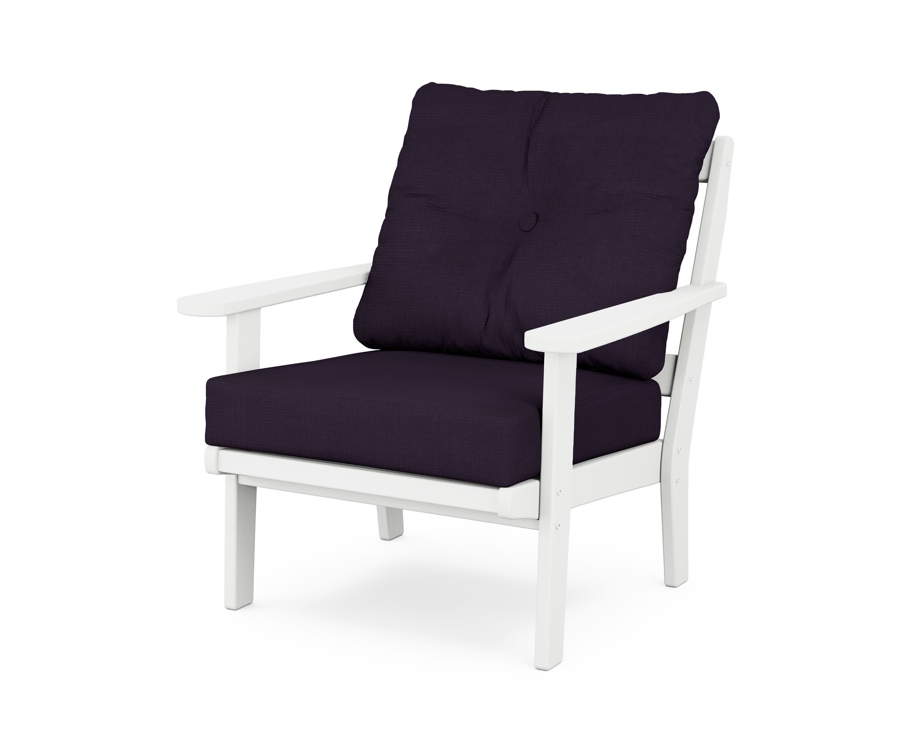 Cape Cod Deep Seating Chair in Classic White / Navy Linen