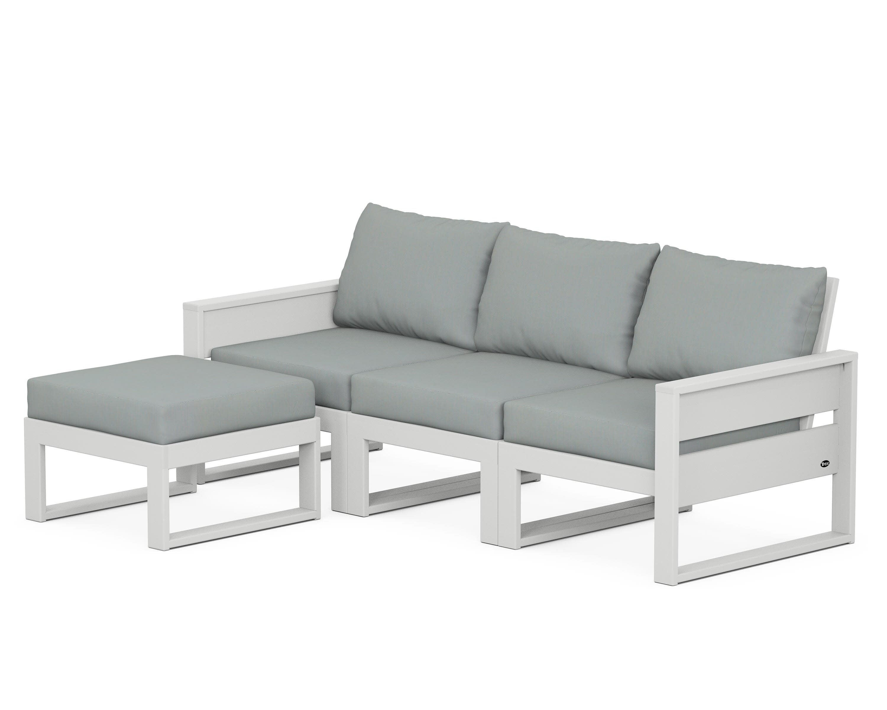 Eastport 4- Piece Sectional with Ottoman in Classic White / Spa