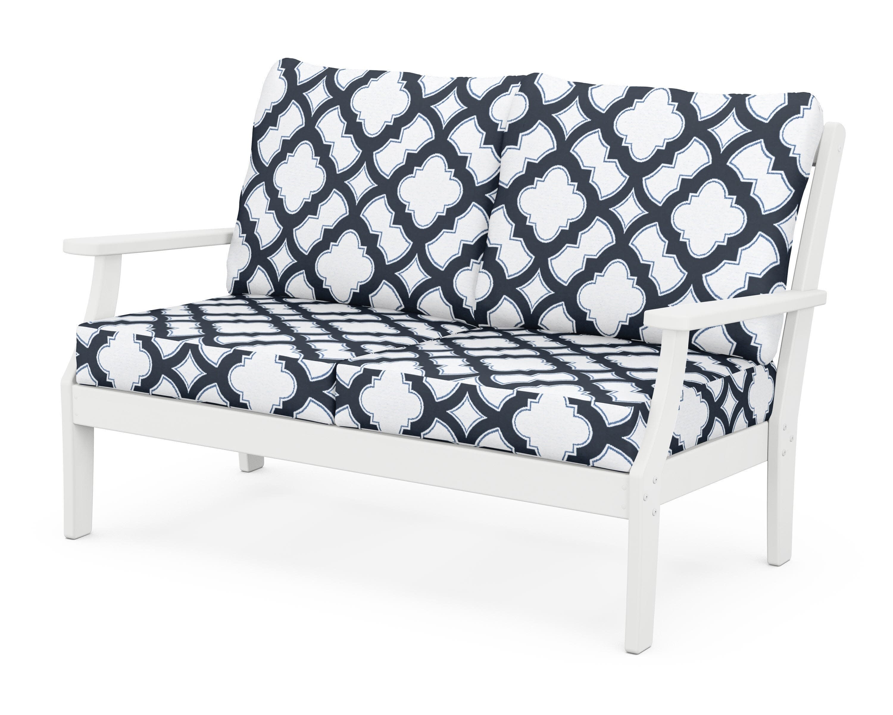 Yacht Club Deep Seating Loveseat in Classic White / Trellis Marine Indigo