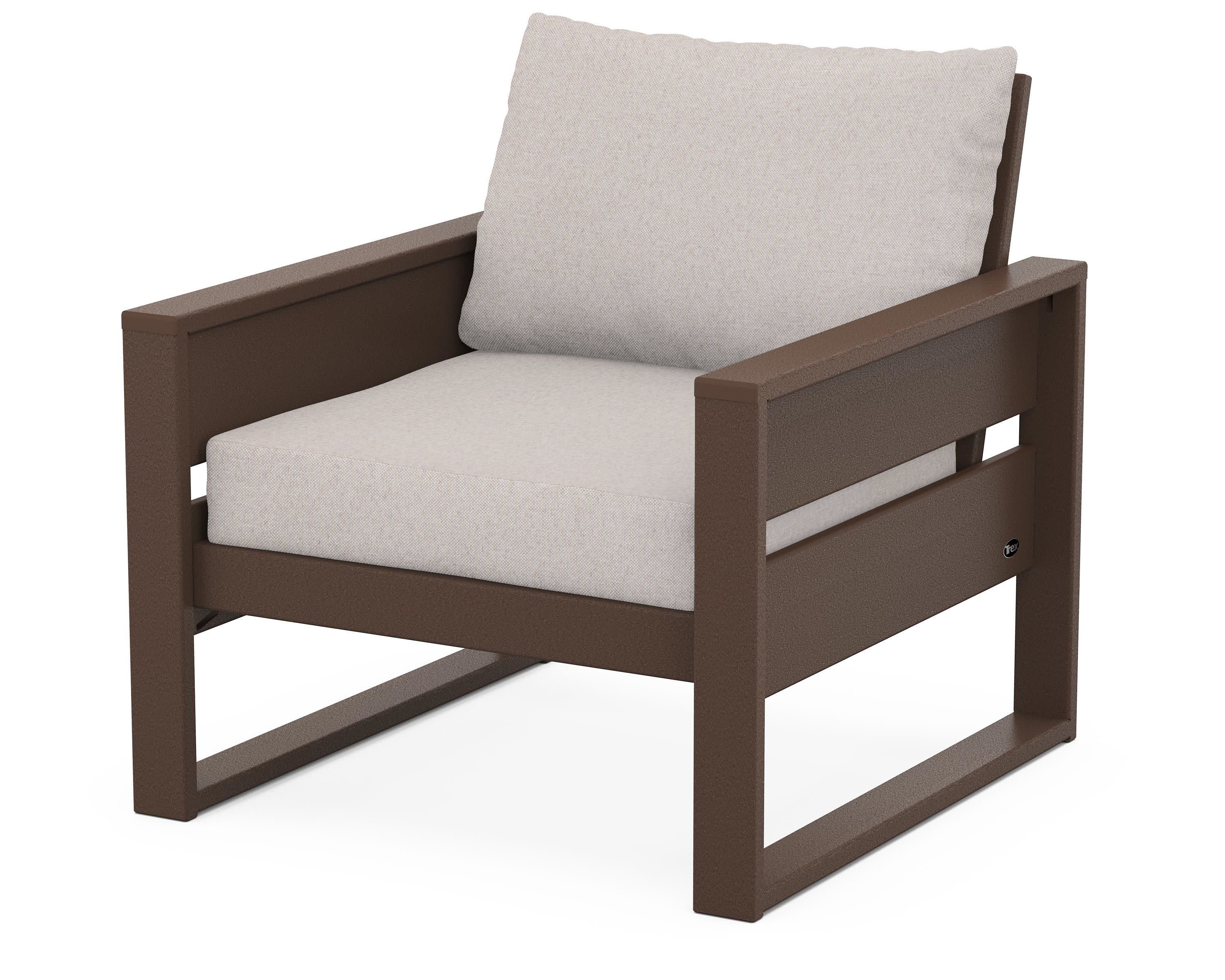 Eastport Club Chair in Vintage Lantern / Dune Burlap
