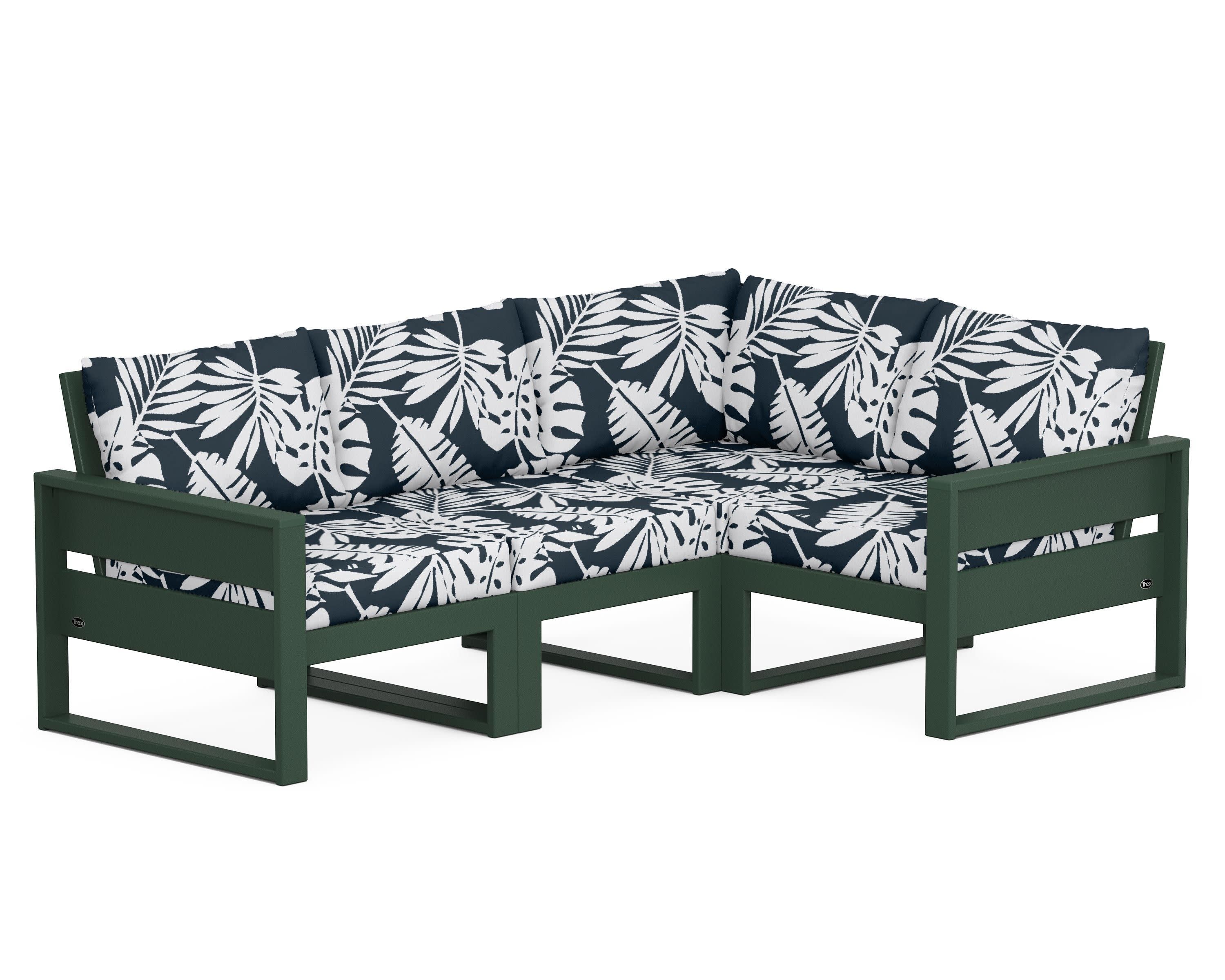 Eastport 4- Piece Sectional in Rainforest Canopy / Leaf Marine Indigo
