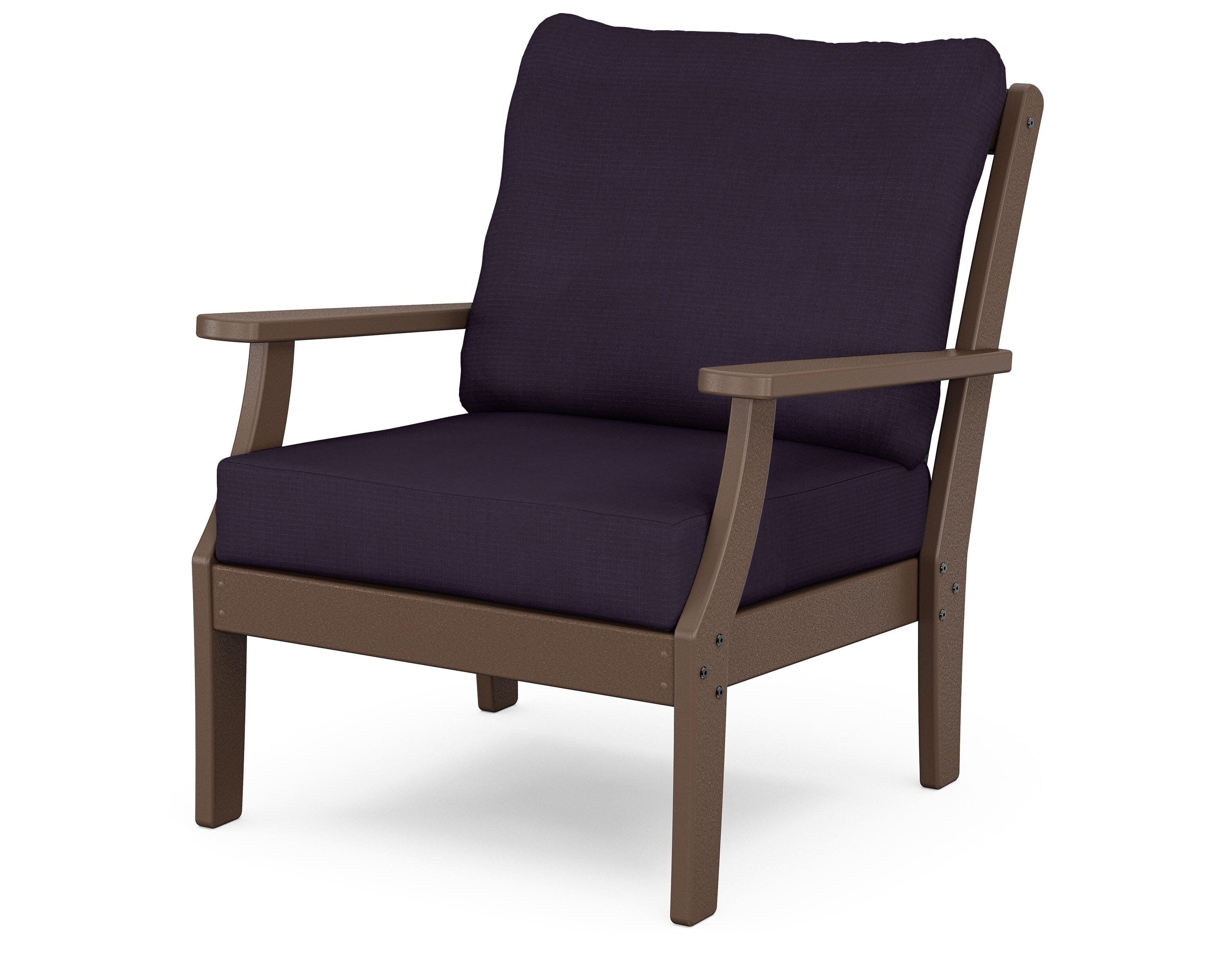 Yacht Club Deep Seating Chair in Vintage Lantern / Navy Linen